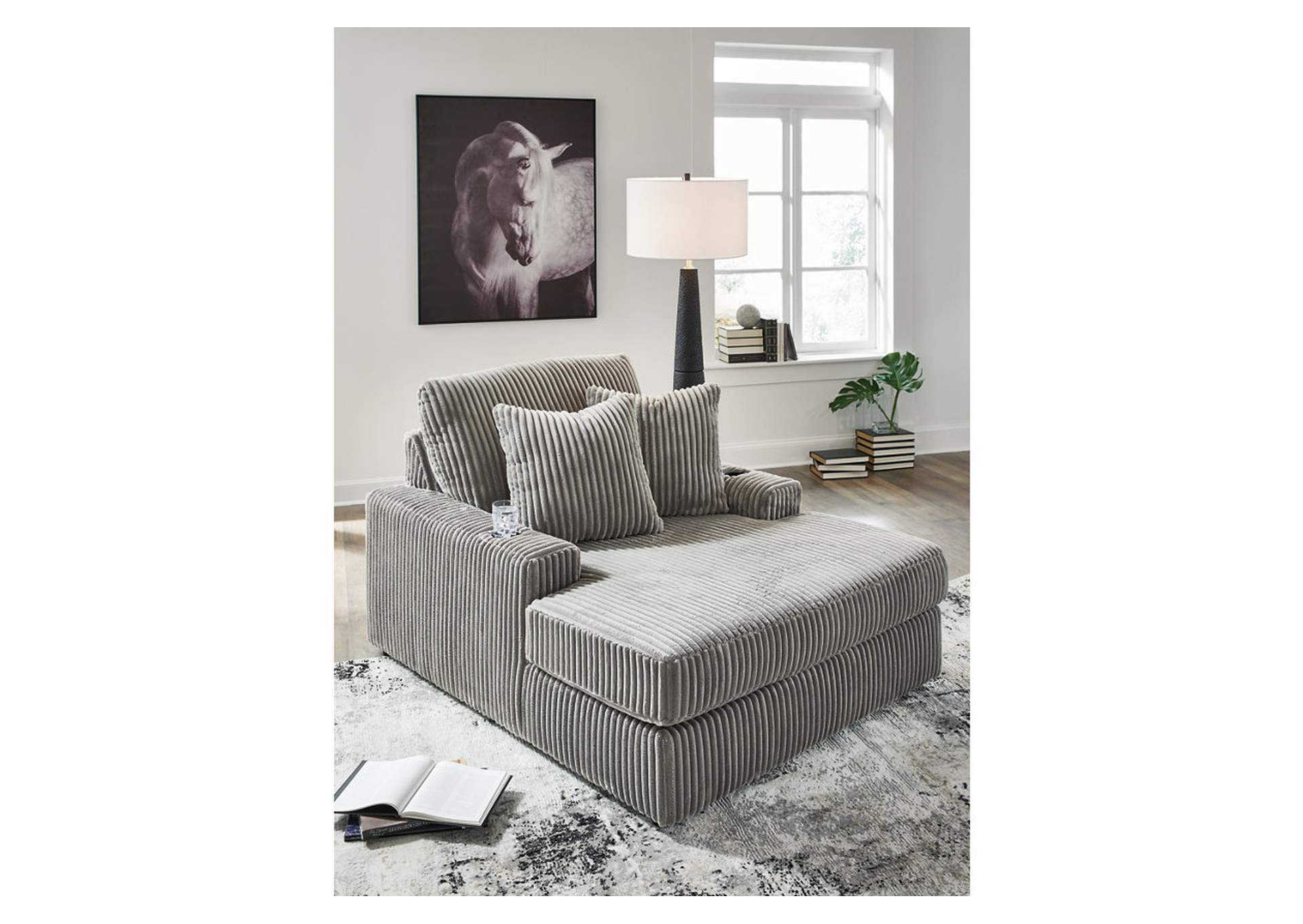 Lindyn Chaise,Signature Design By Ashley