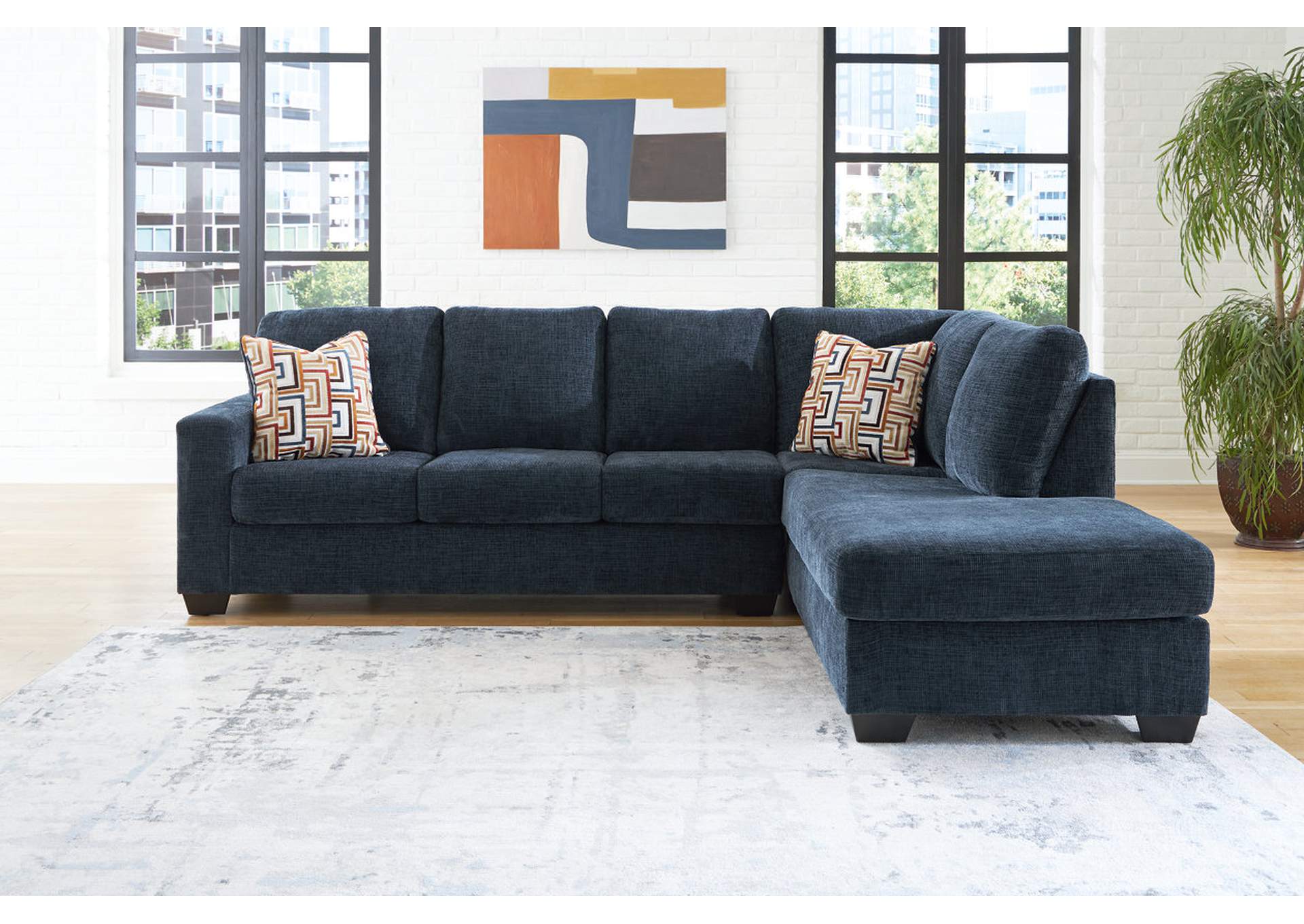 Aviemore 2-Piece Sectional with Chaise,Signature Design By Ashley