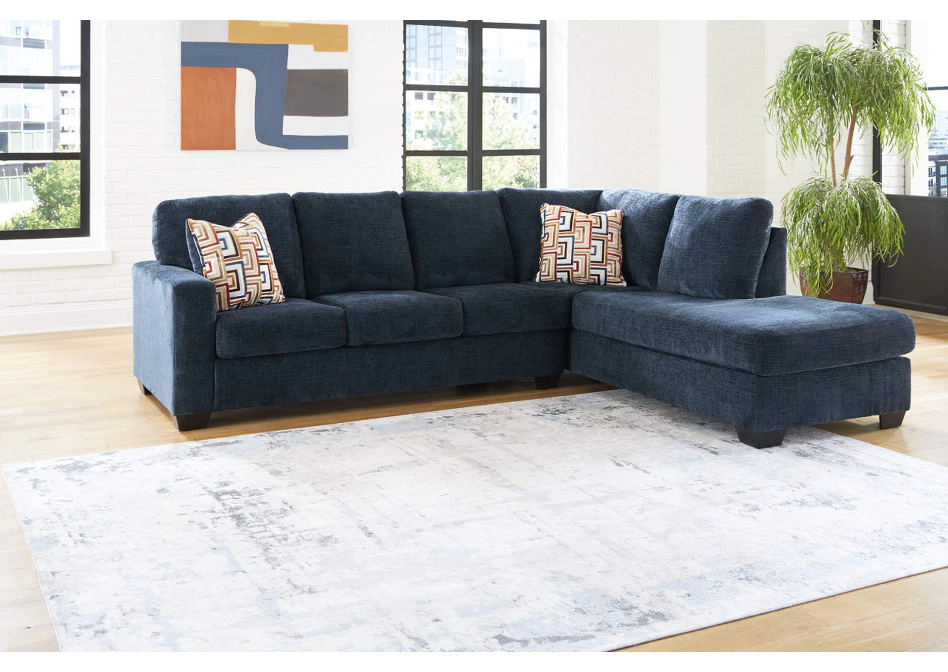 Aviemore 2-Piece Sectional with Chaise,Signature Design By Ashley