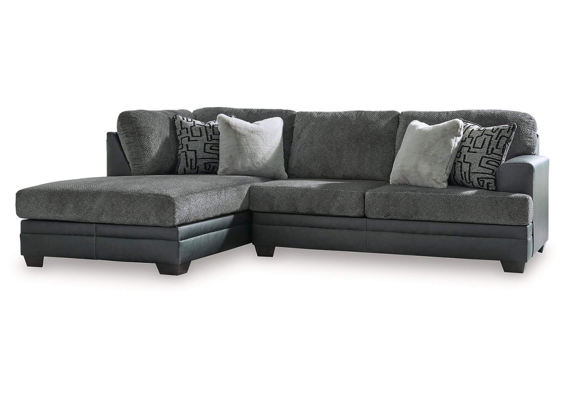 Brixley Pier 2-Piece Sectional with Chaise,Benchcraft