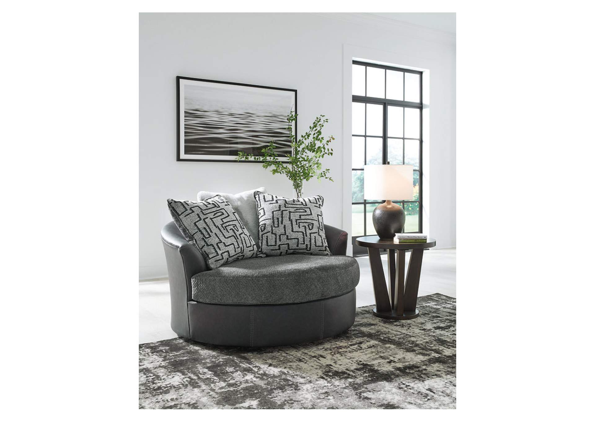 Brixley Pier Oversized Swivel Accent Chair,Benchcraft