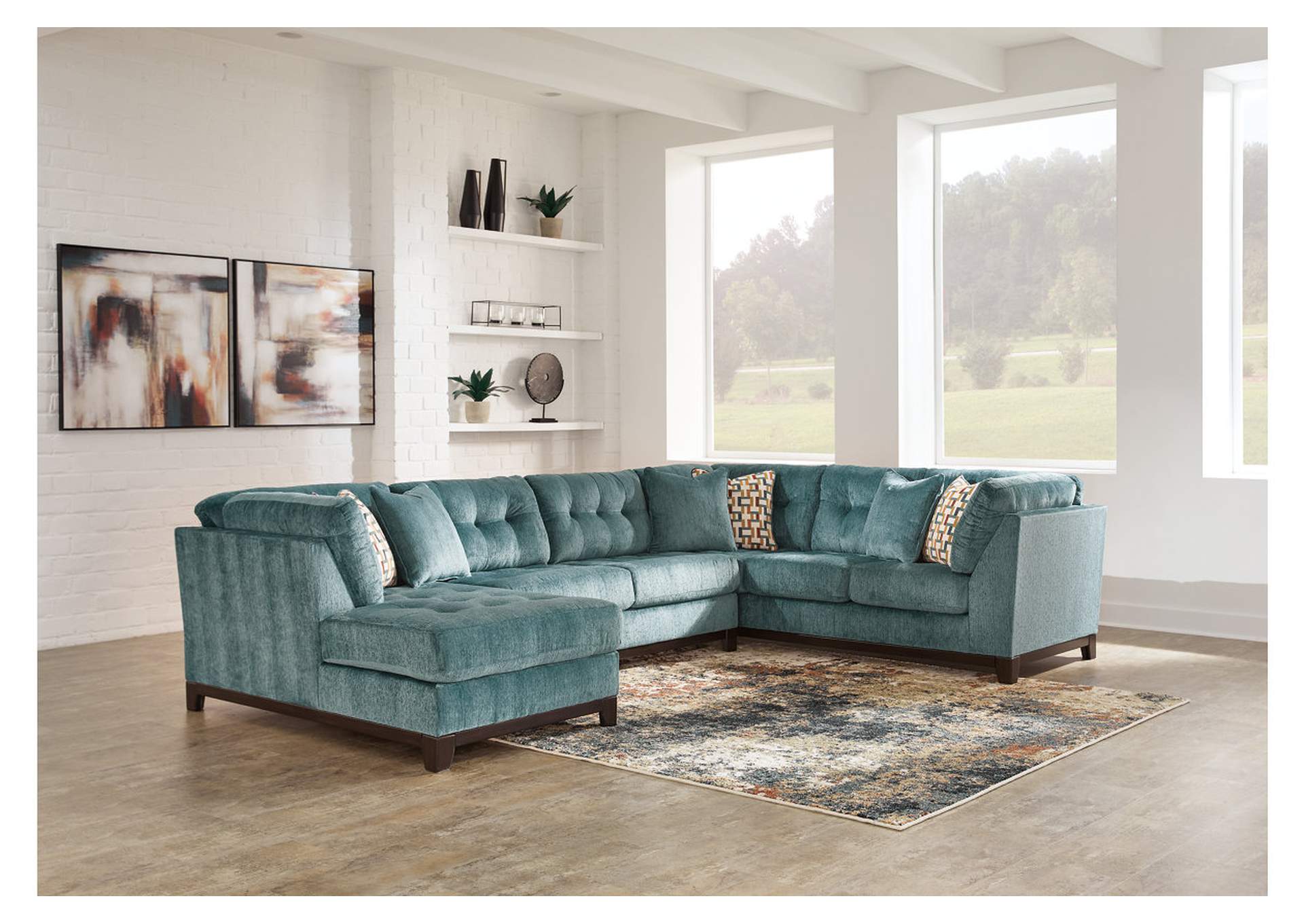 Laylabrook 3-Piece Sectional with Chaise,Ashley