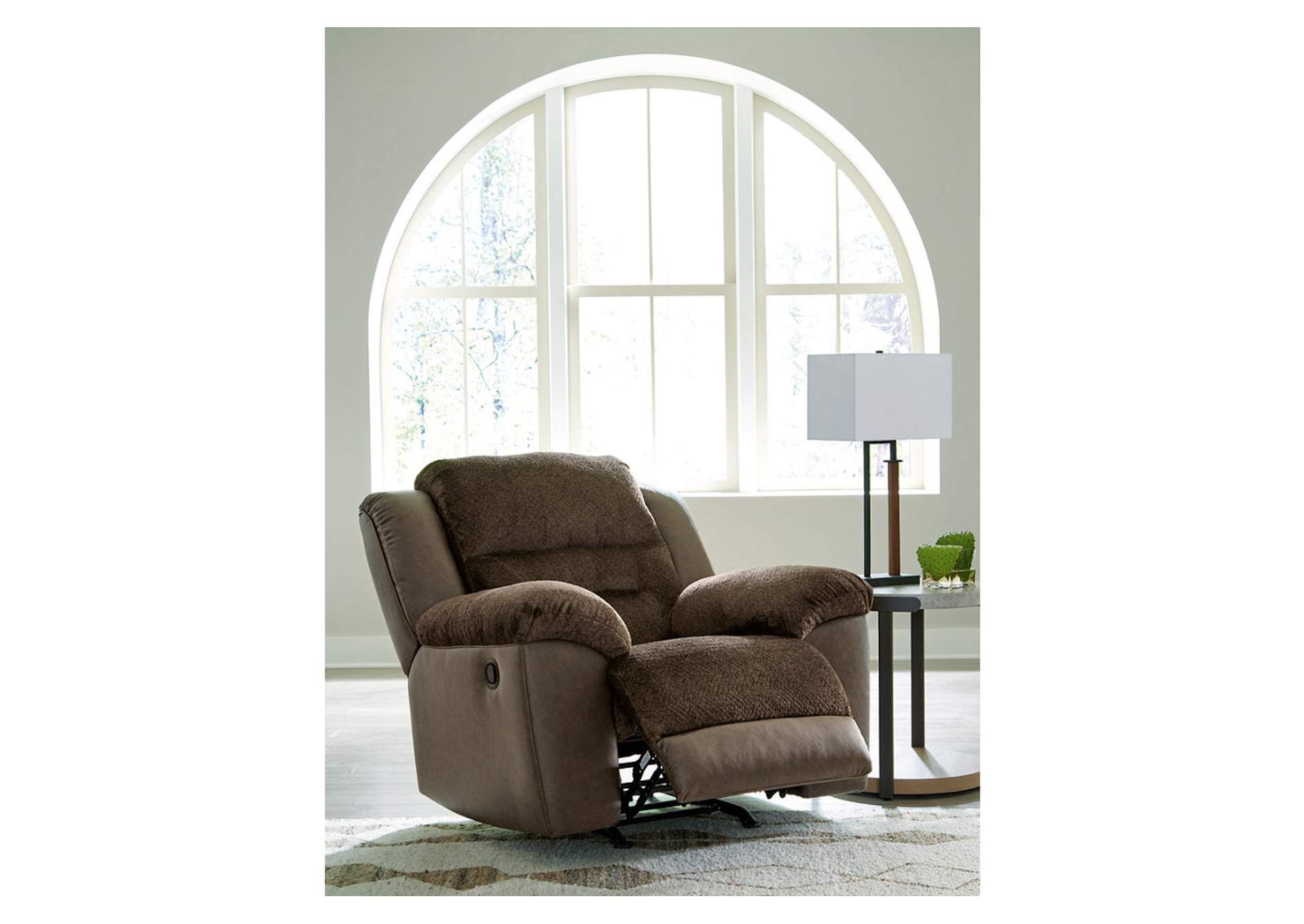 Dorman Sofa, Loveseat and Recliner,Benchcraft