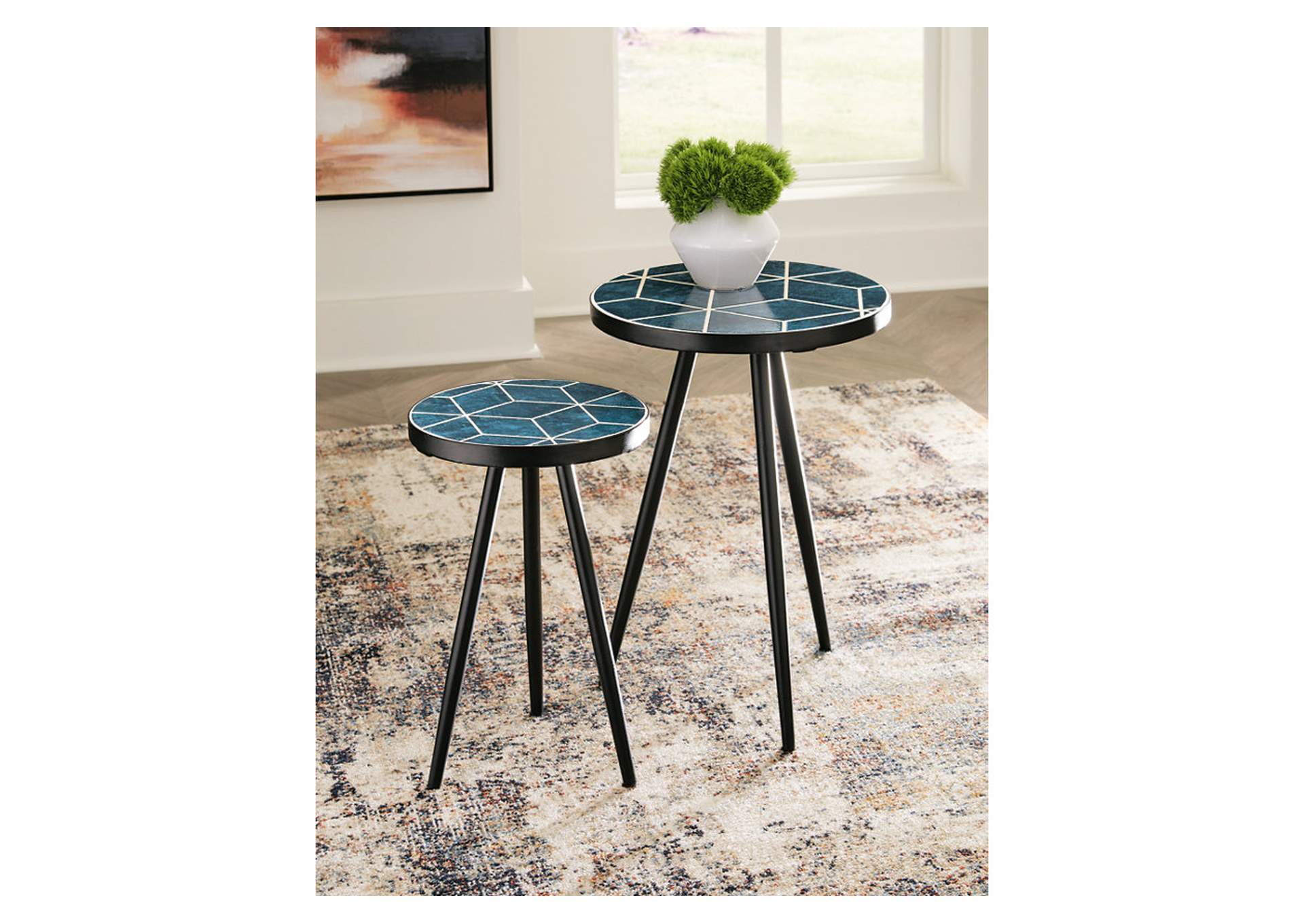 Clairbelle Accent Table (Set of 2),Signature Design By Ashley