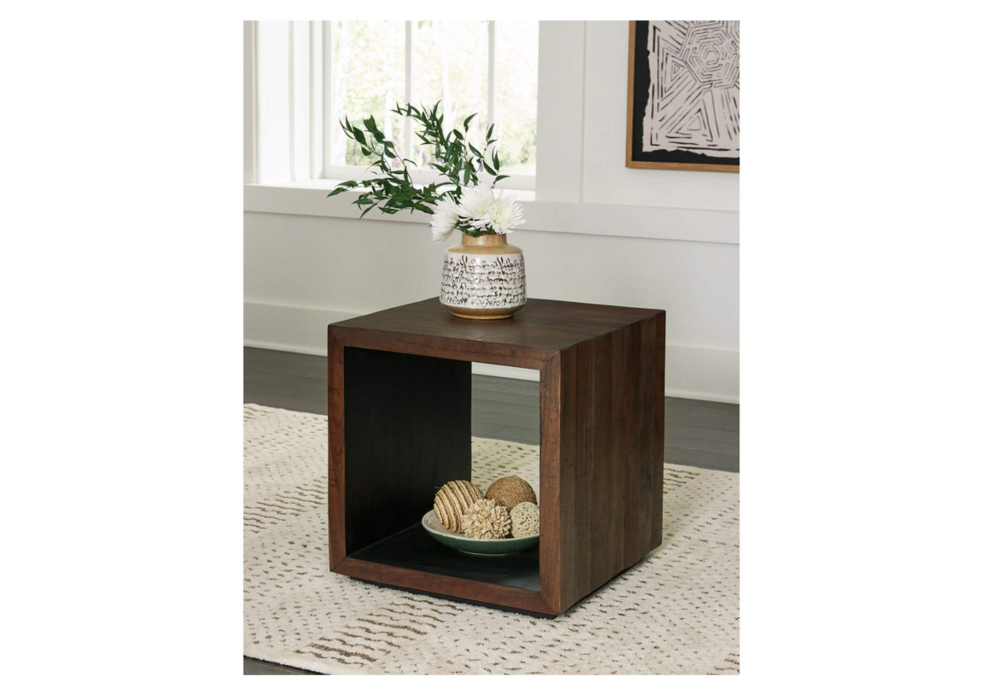 Hensington End Table,Signature Design By Ashley