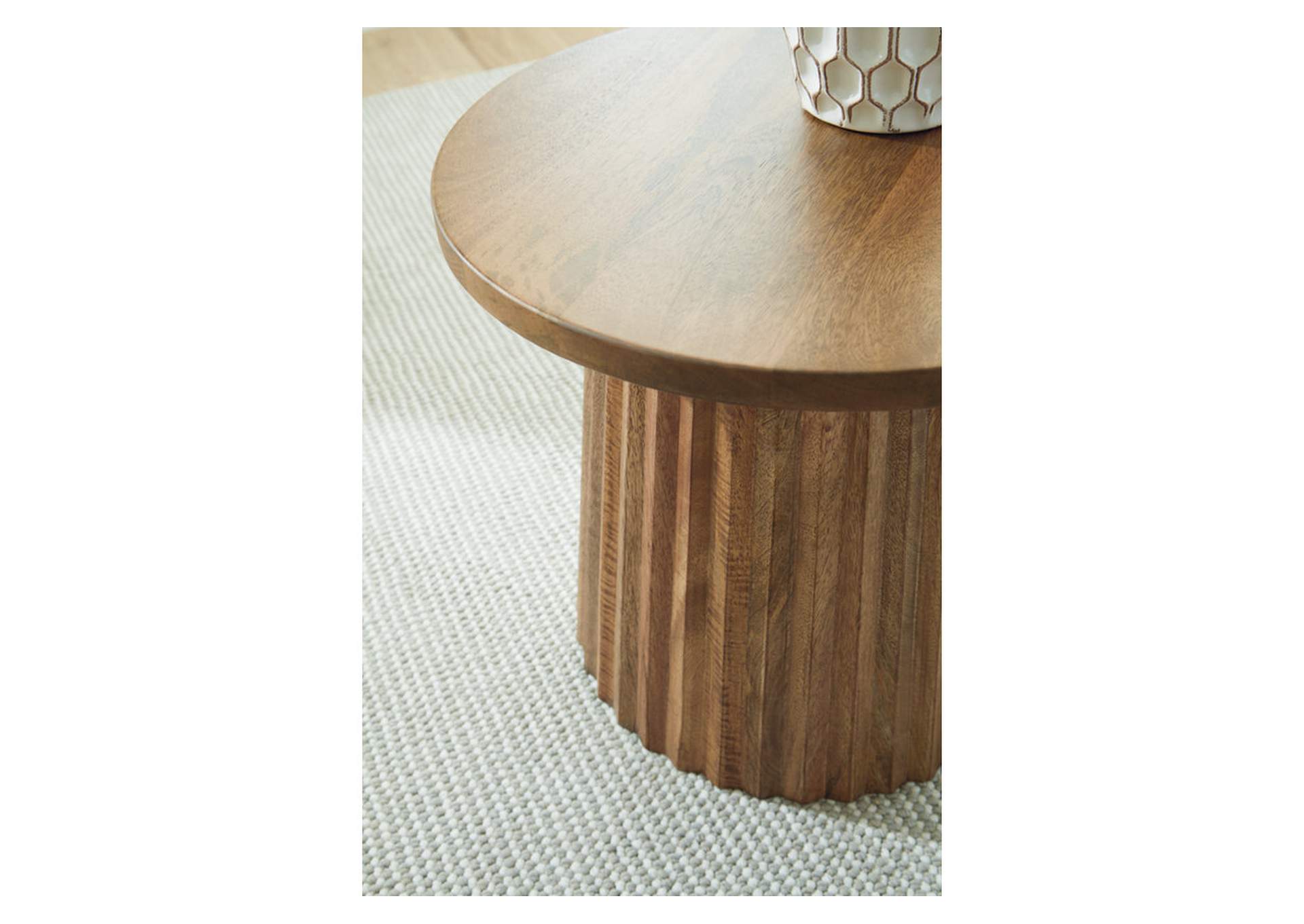 Ceilby Accent Table,Signature Design By Ashley