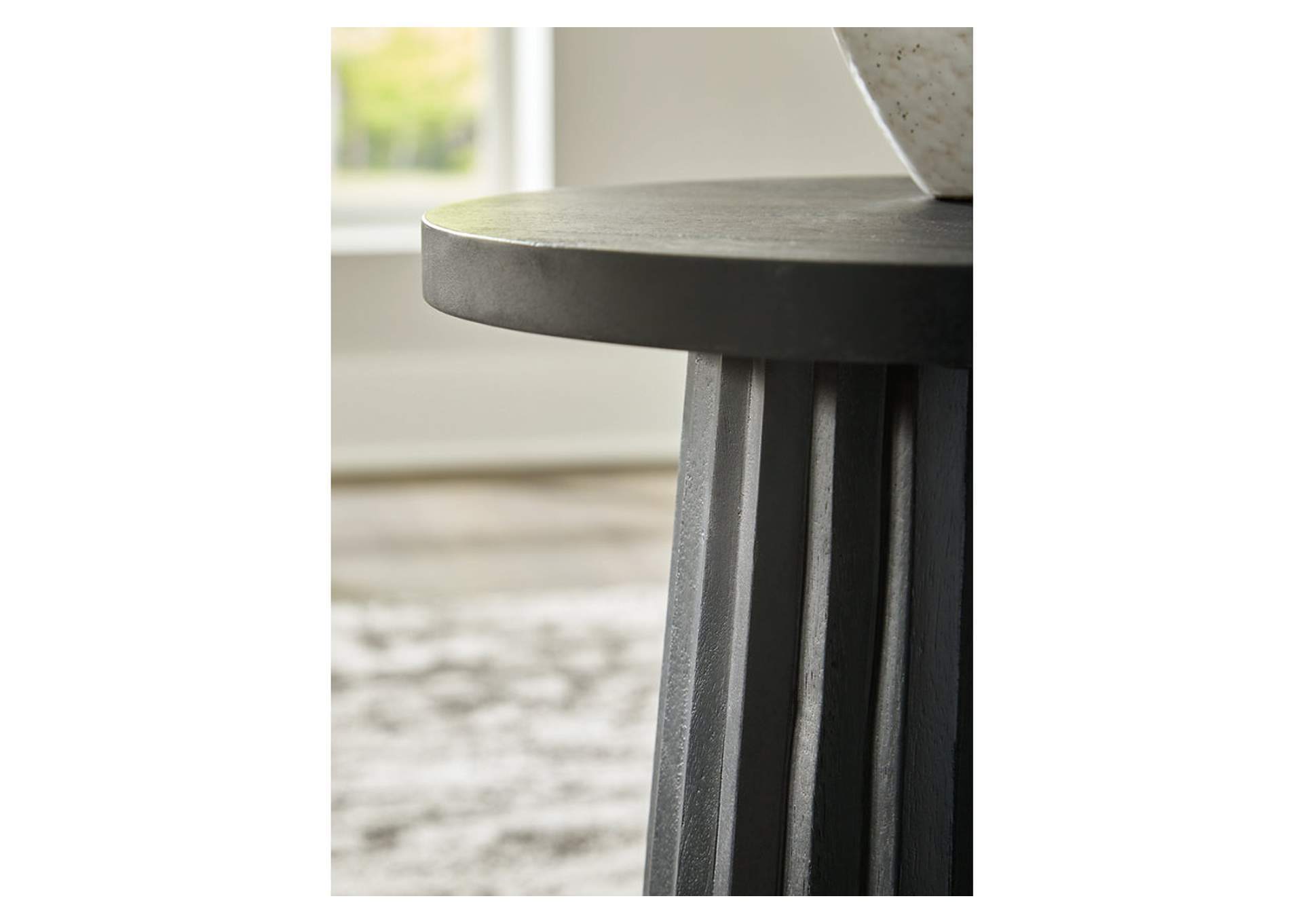 Ceilby Accent Table,Signature Design By Ashley