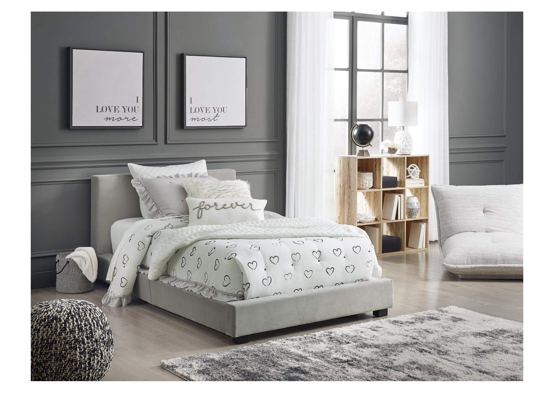 Chesani Twin Upholstered Bed,Signature Design By Ashley