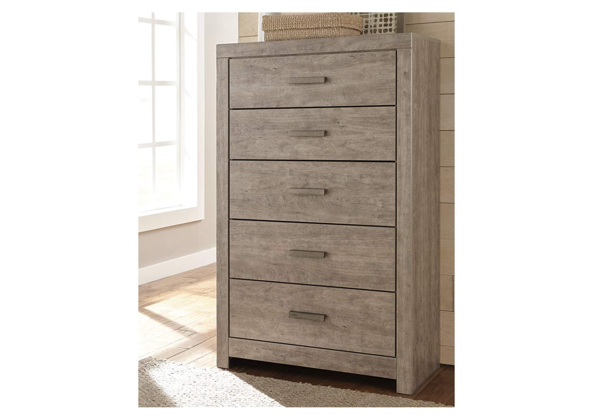 Culverbach Chest of Drawers,Signature Design By Ashley