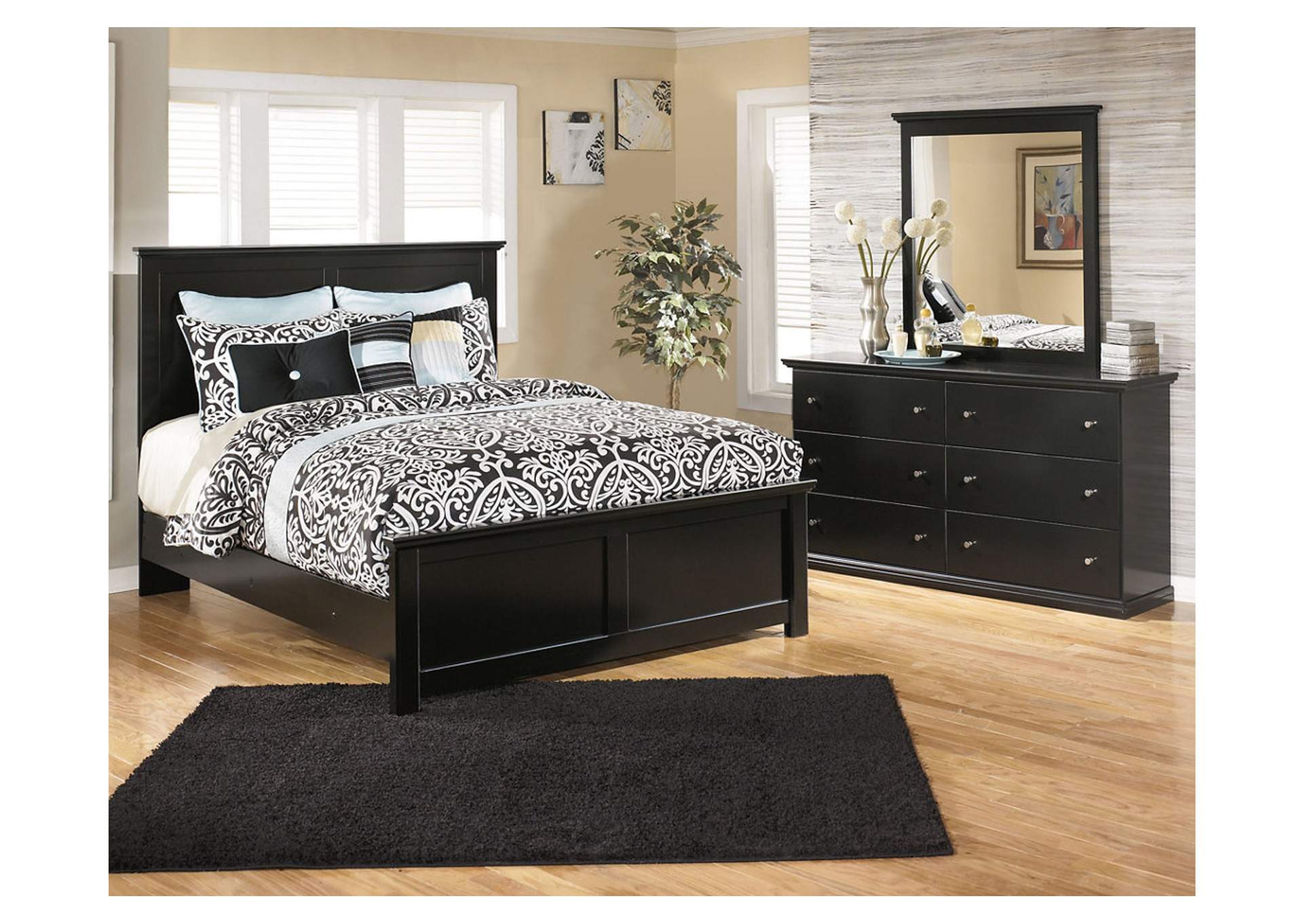 Maribel King Panel Bed with Mirrored Dresser,Signature Design By Ashley