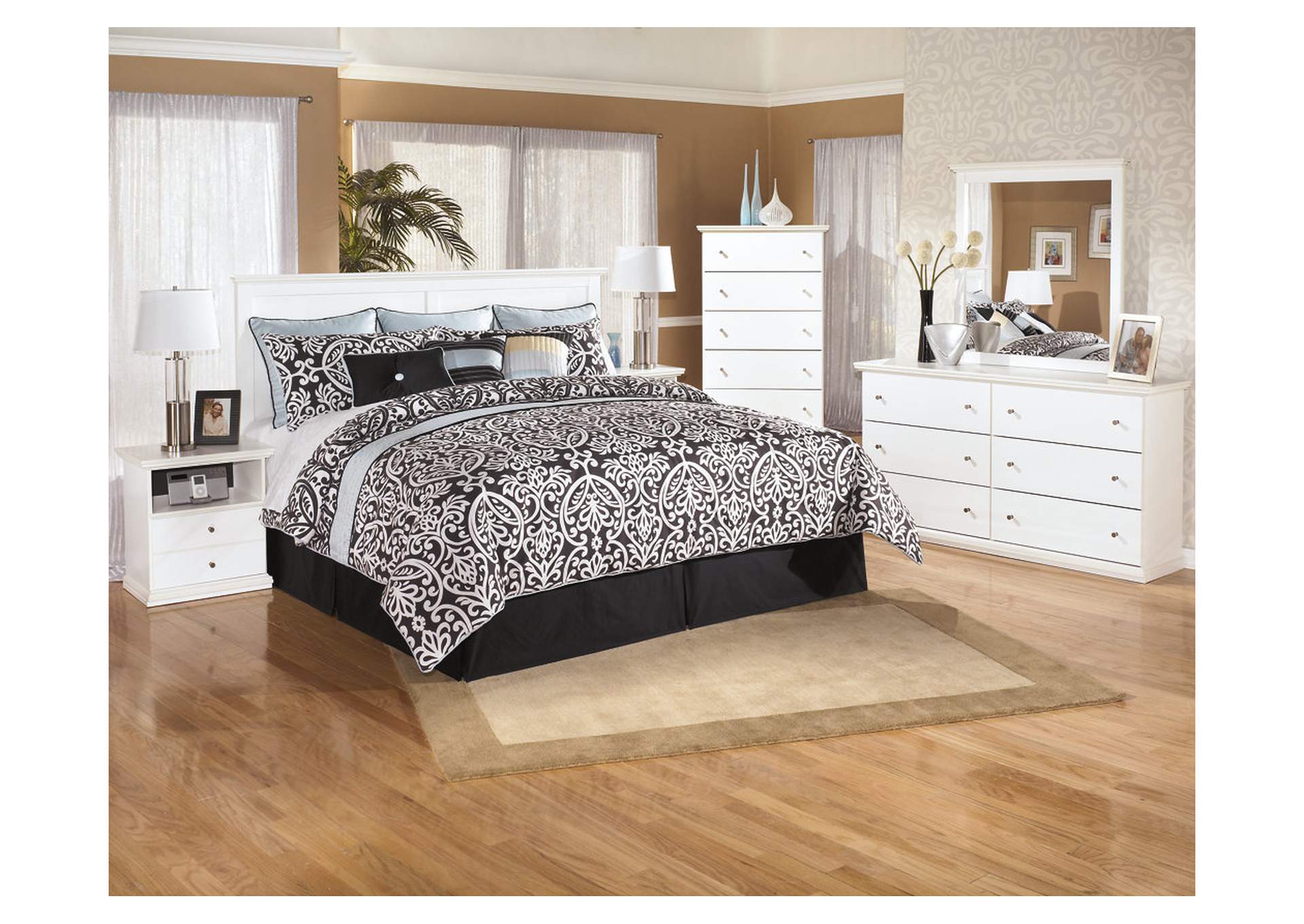 Bostwick Shoals King/California King Panel Headboard Bed with Mirrored Dresser, Chest and Nightstand,Signature Design By Ashley
