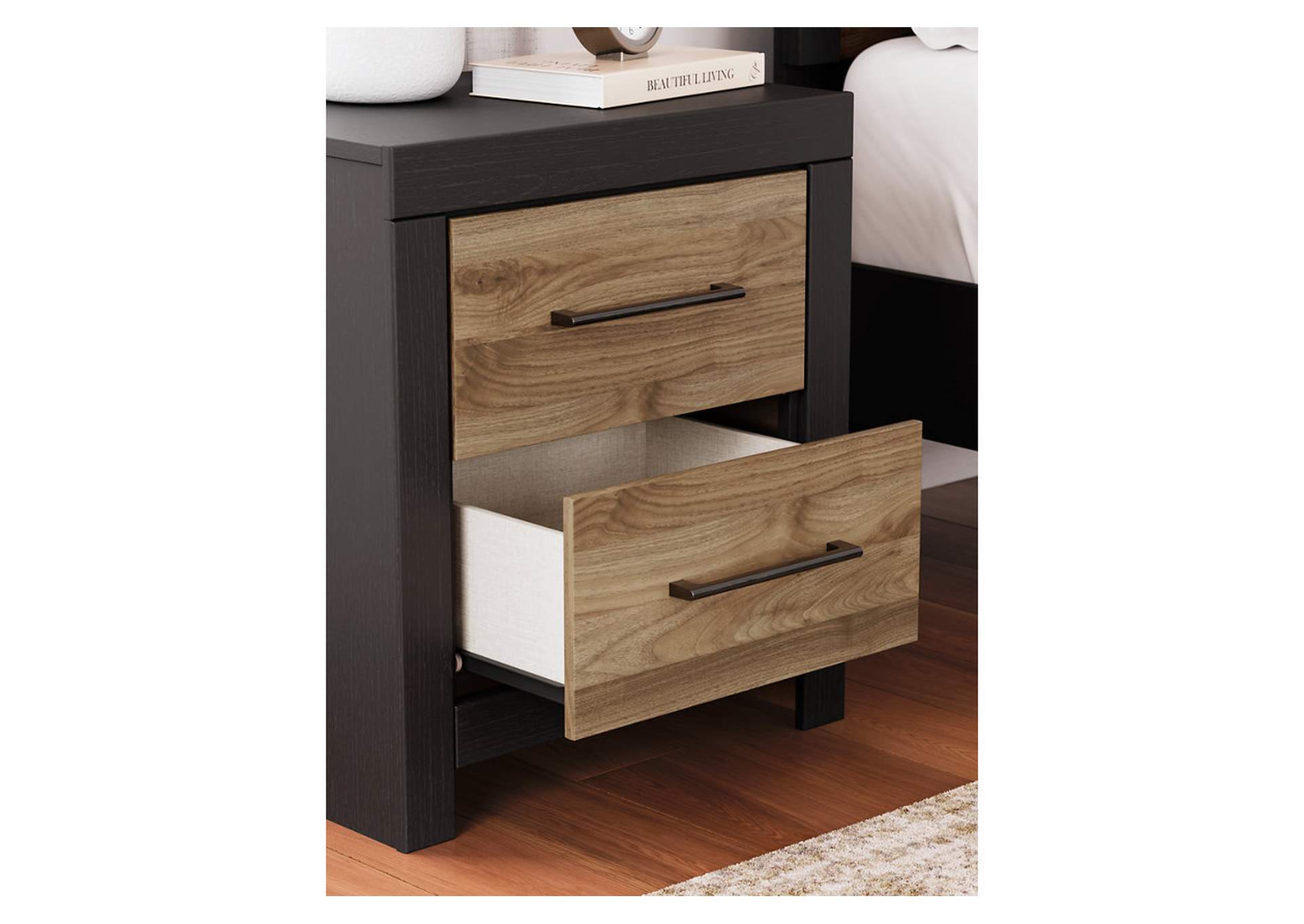 Vertani Full Panel Bed with Dresser and 2 Nightstands,Signature Design By Ashley