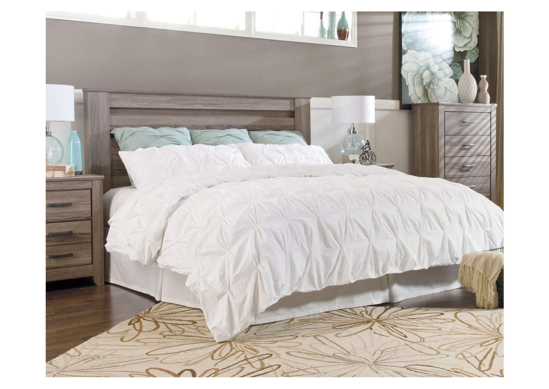 Zelen King Panel Bed with Mirrored Dresser and 2 Nightstands,Signature Design By Ashley