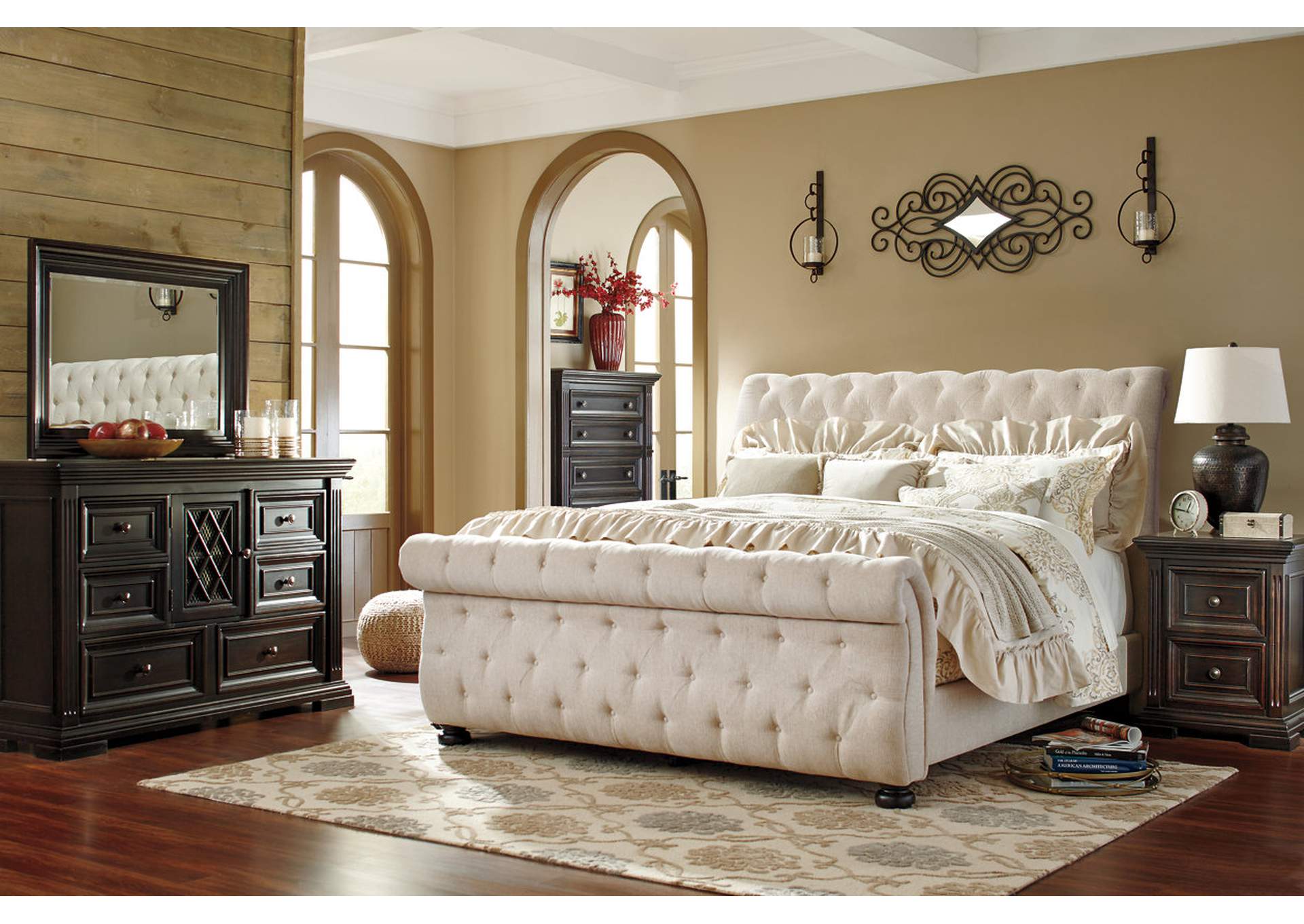 Willenburg King Upholstered Sleigh Bed,Signature Design By Ashley