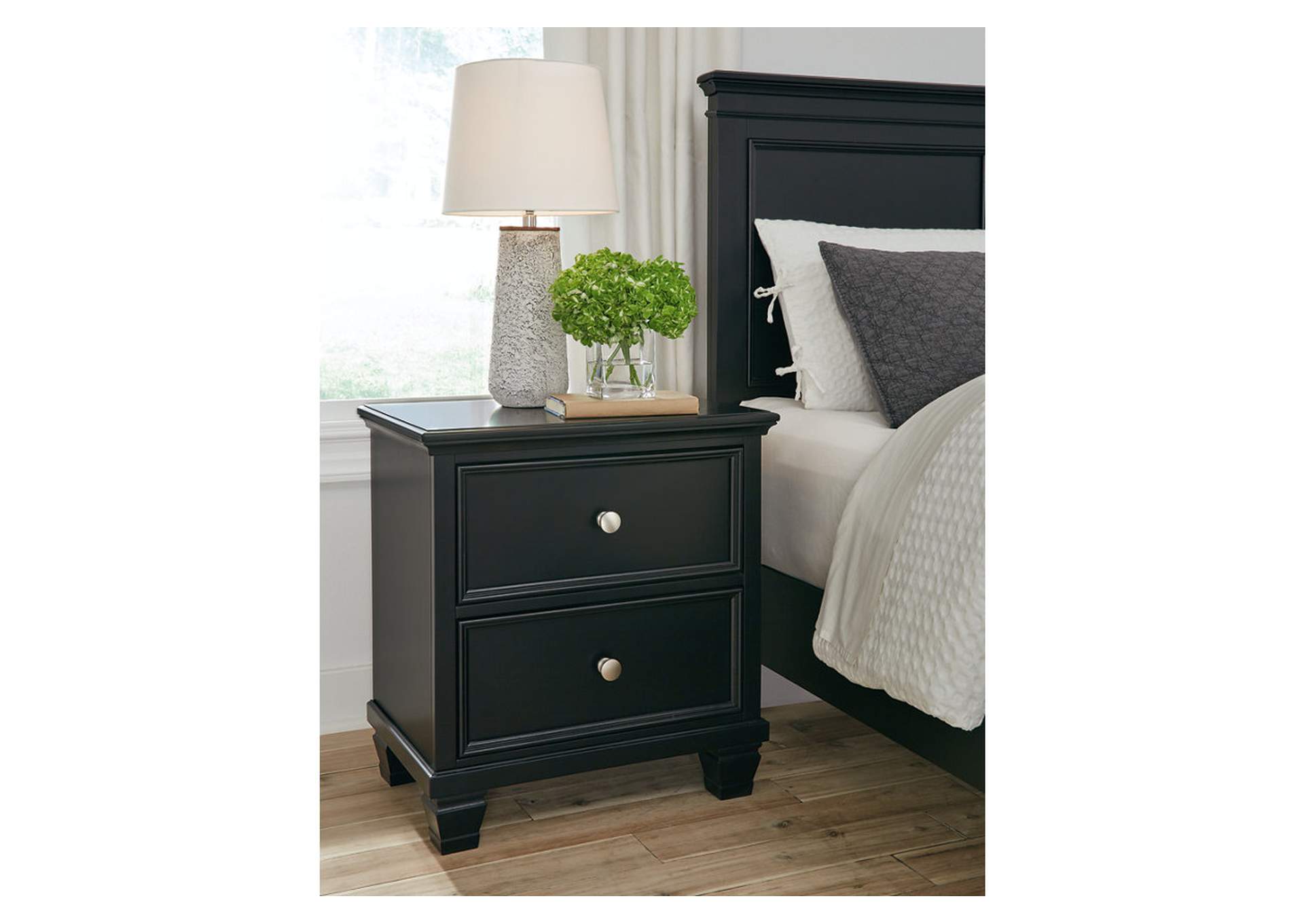 Lanolee Full Panel Bed with Mirrored Dresser and 2 Nightstands,Signature Design By Ashley