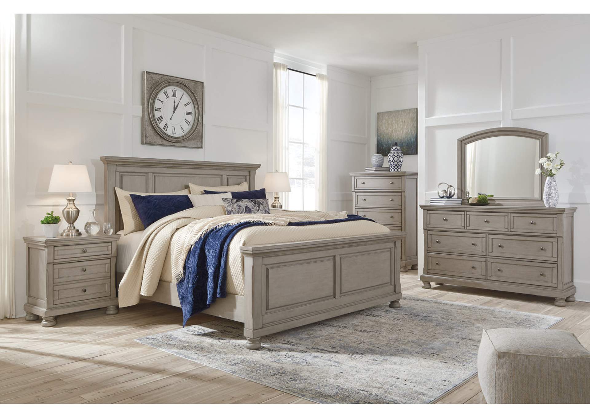 Lettner King Panel Bed with Mirrored Dresser and Chest,Signature Design By Ashley