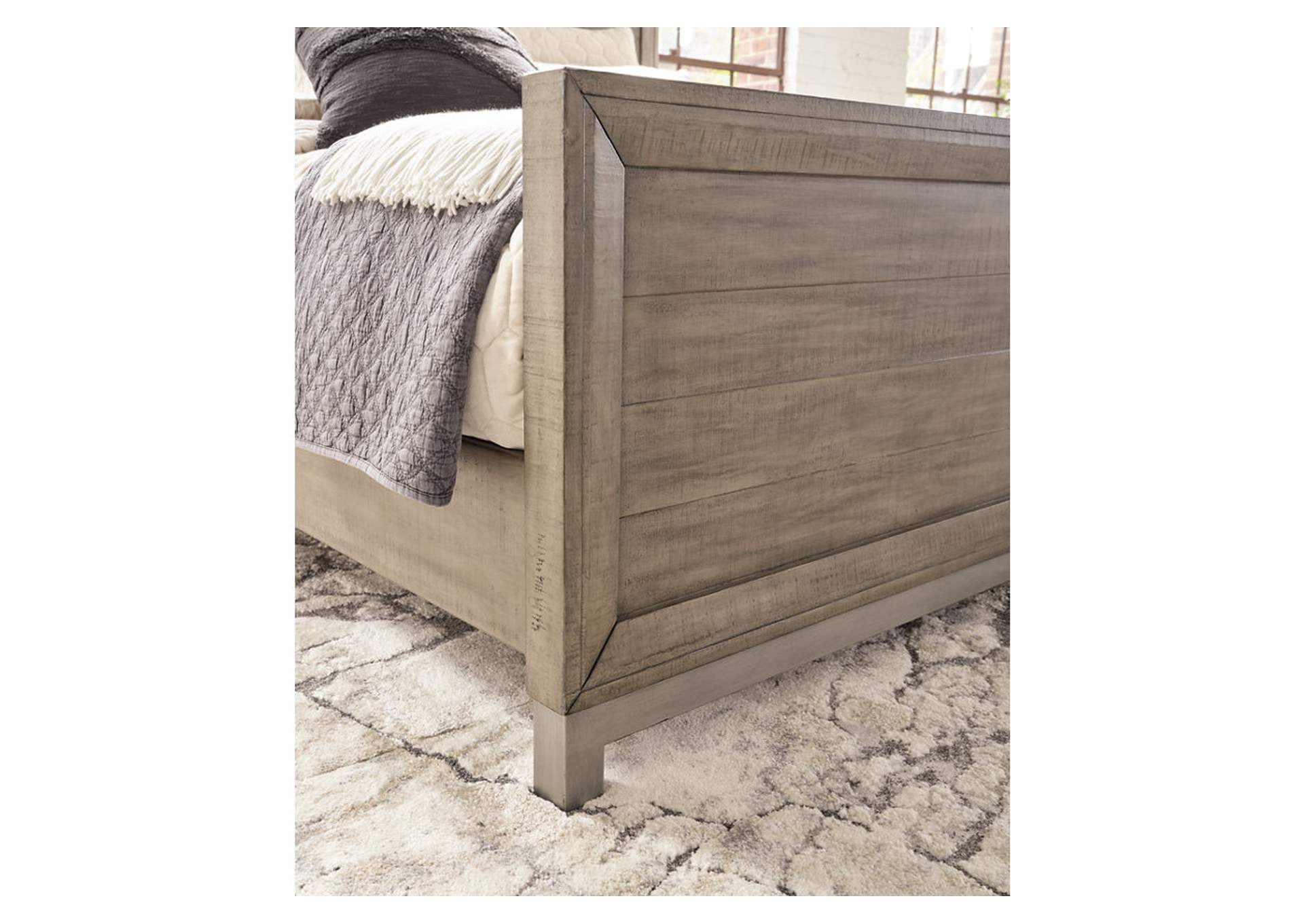 Krystanza King Panel Bed,Millennium