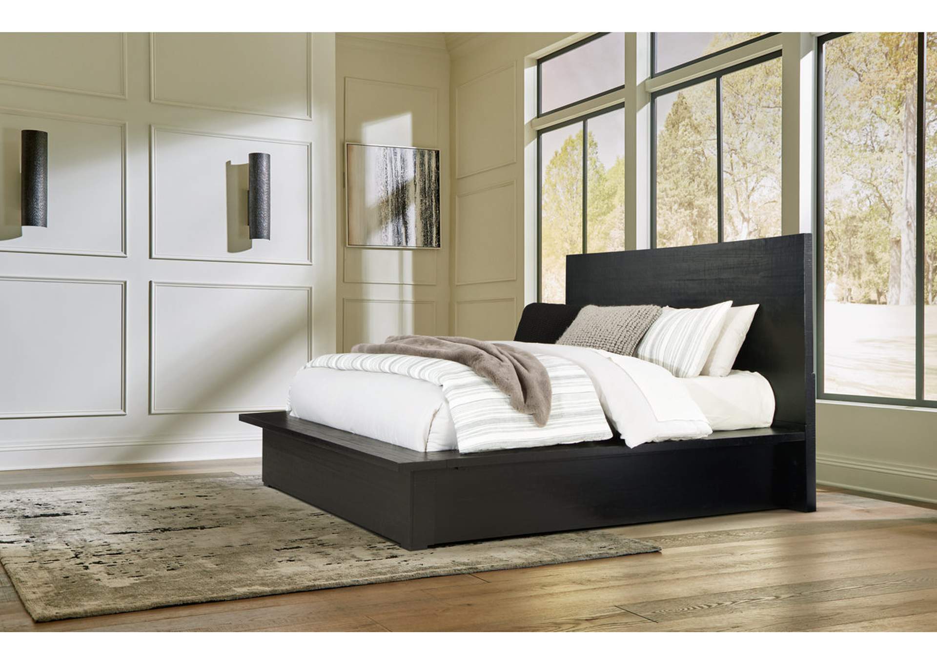 Londer Queen Panel Bed,Millennium