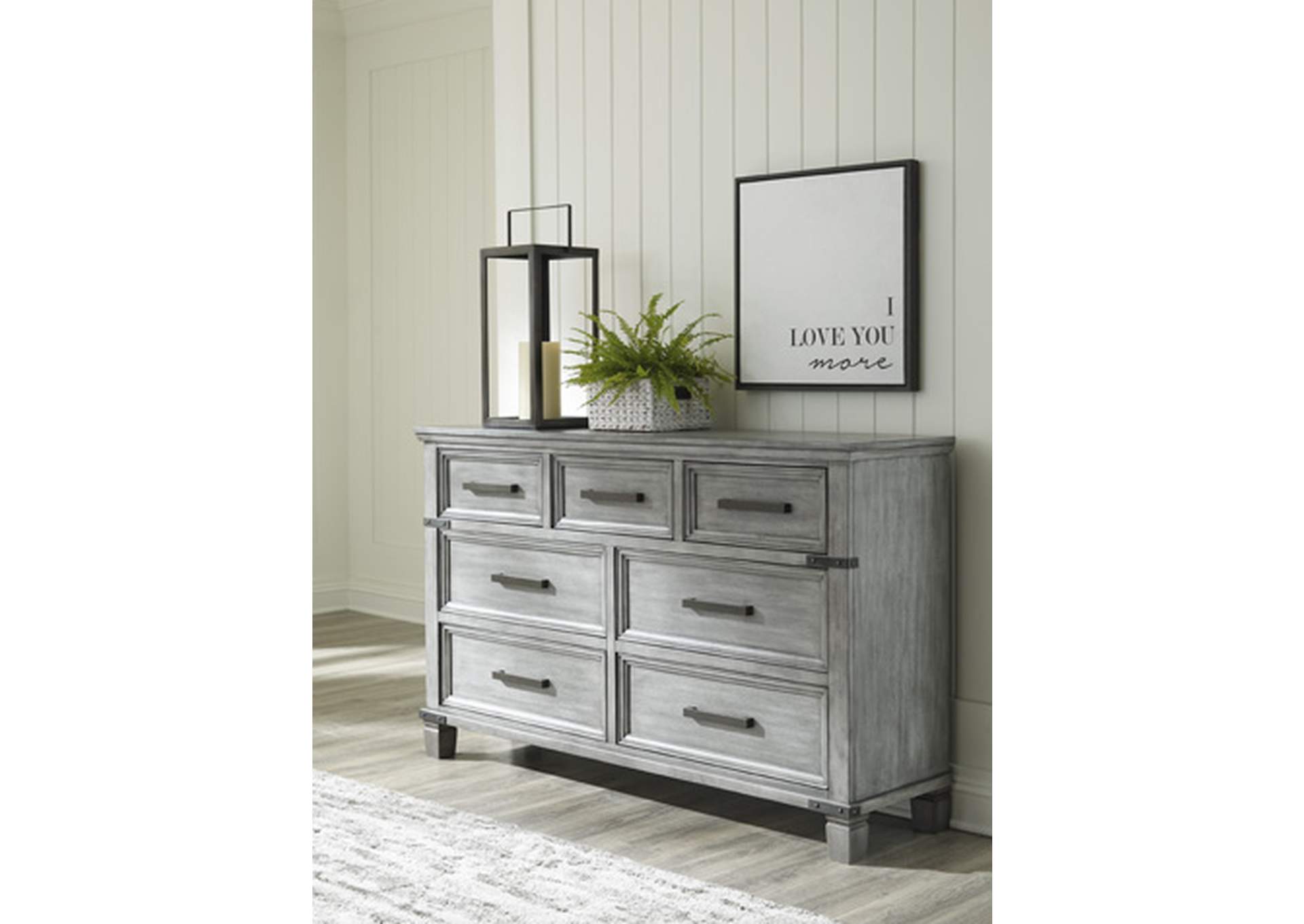 Russelyn Dresser,Signature Design By Ashley