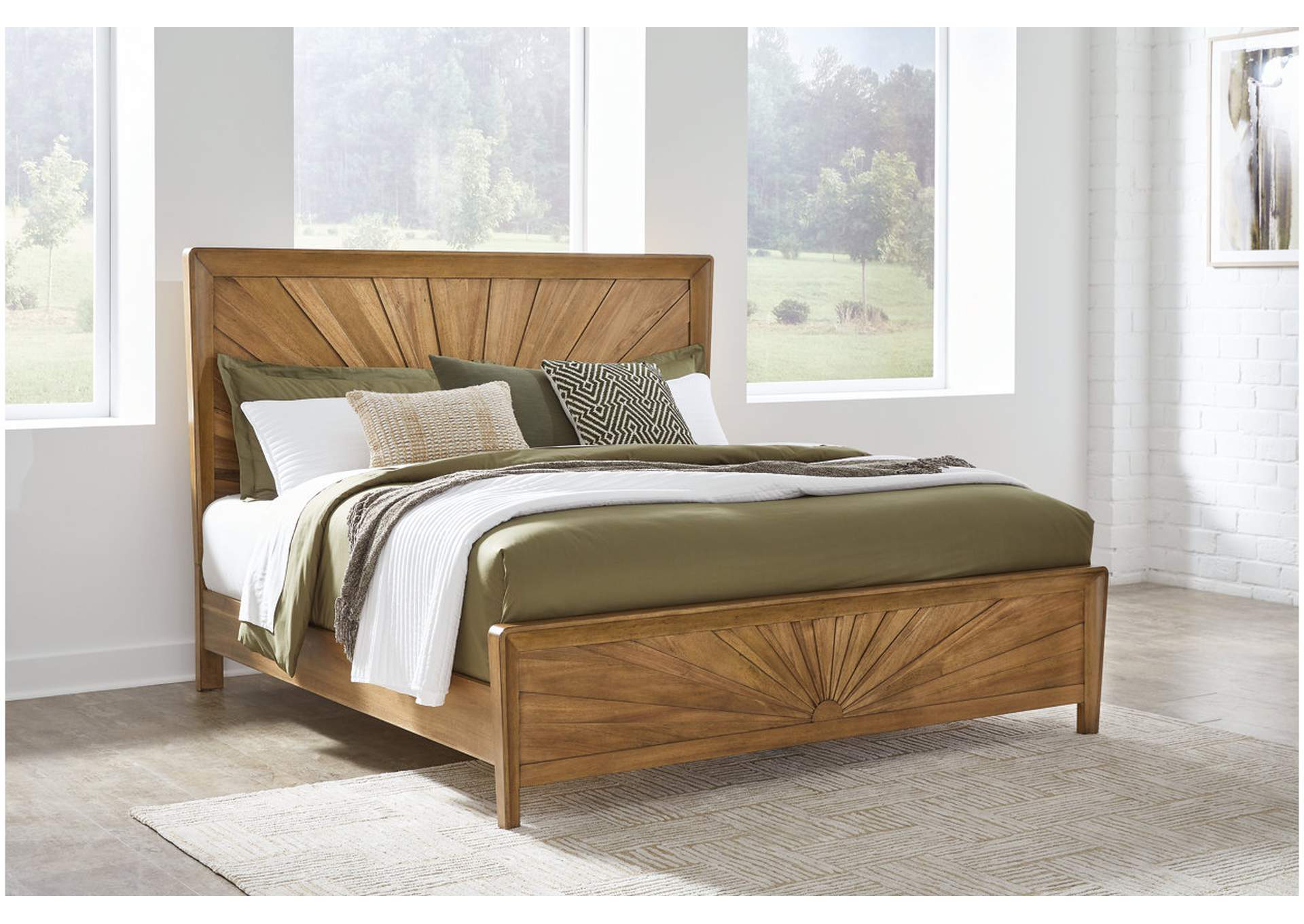 Takston California King Panel Bed,Ashley