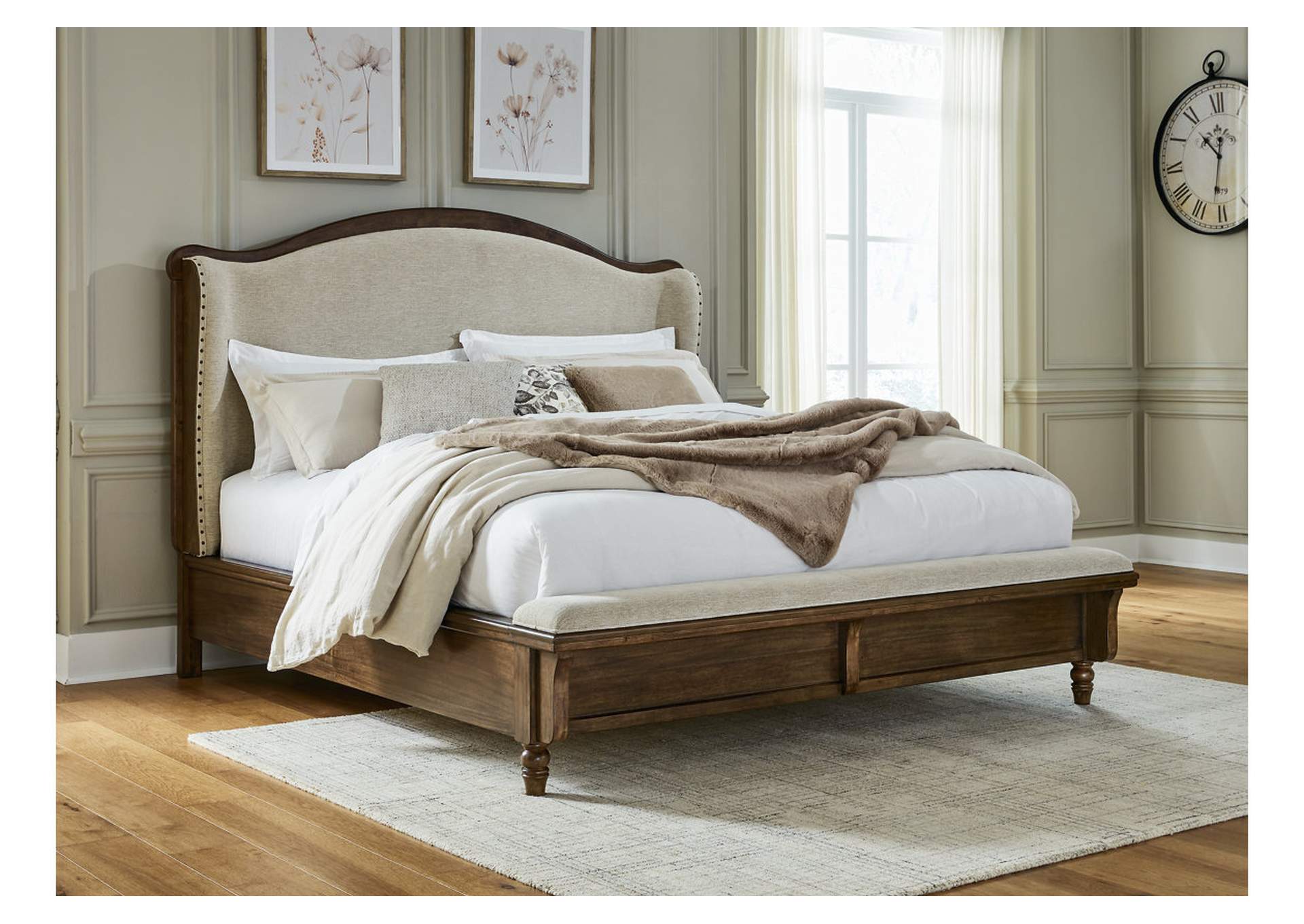 Sturlayne King Upholstered Panel Bed,Benchcraft