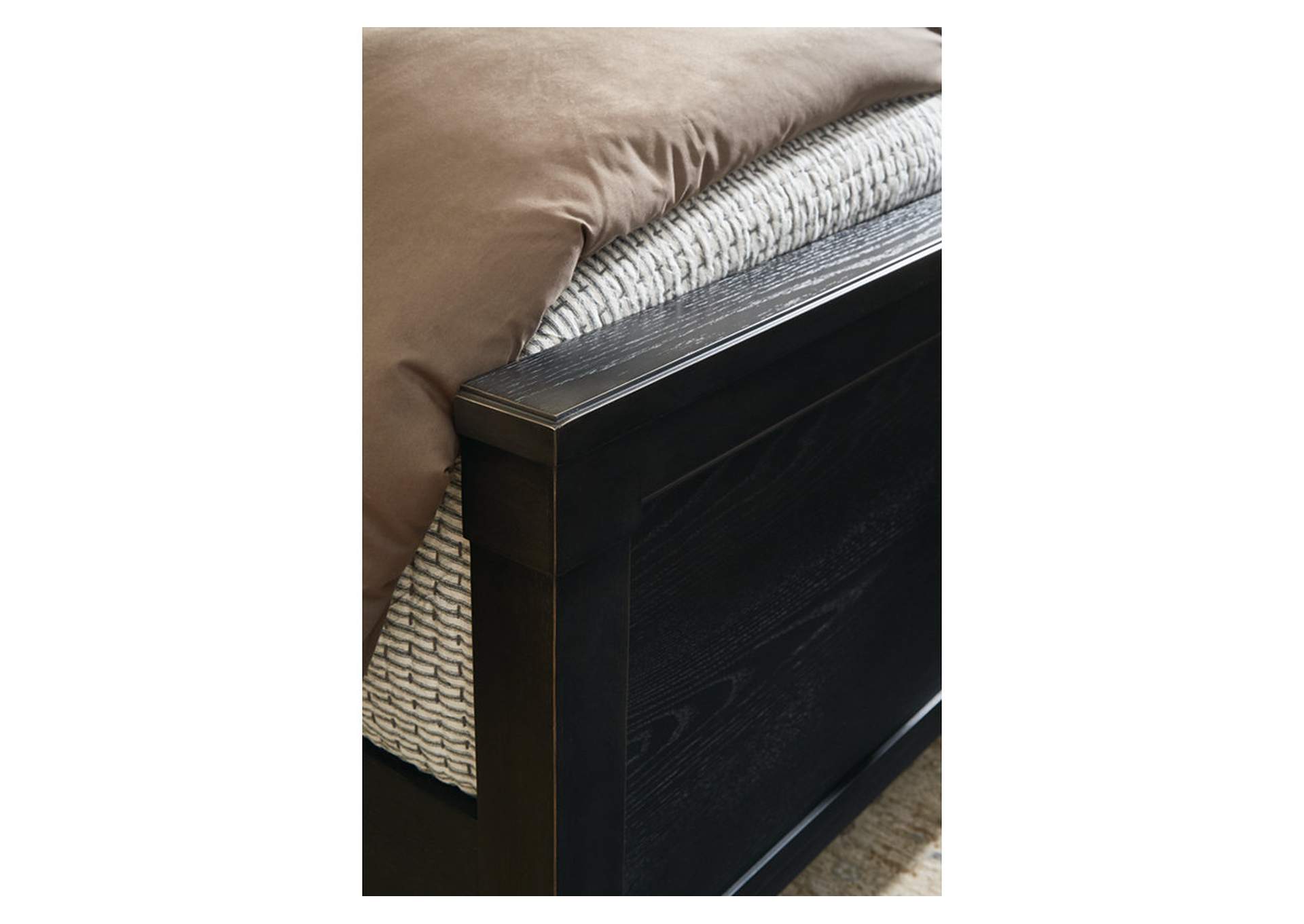 Welltern Queen Panel Bed,Millennium