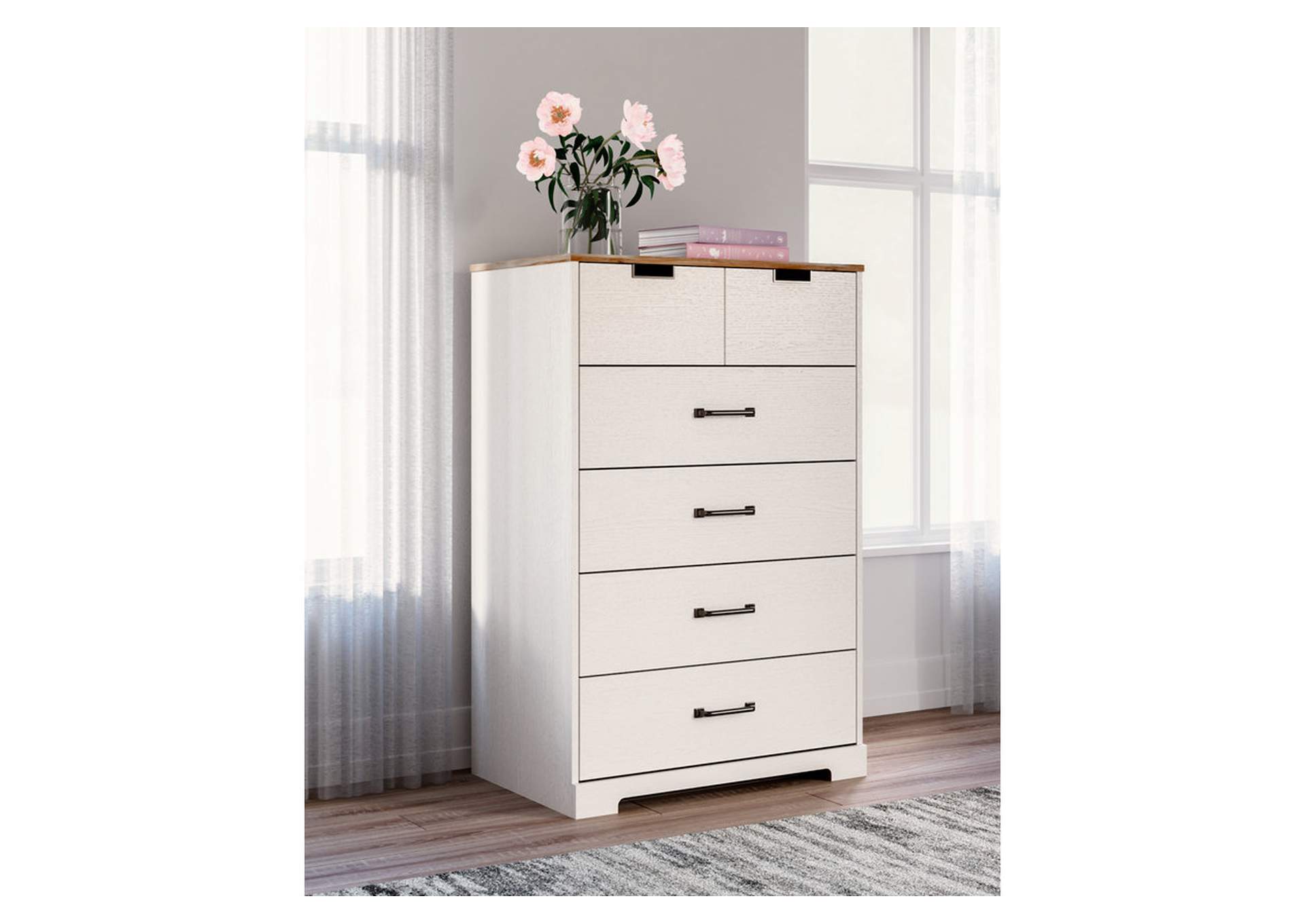 Vaibryn Chest of Drawers,Signature Design By Ashley