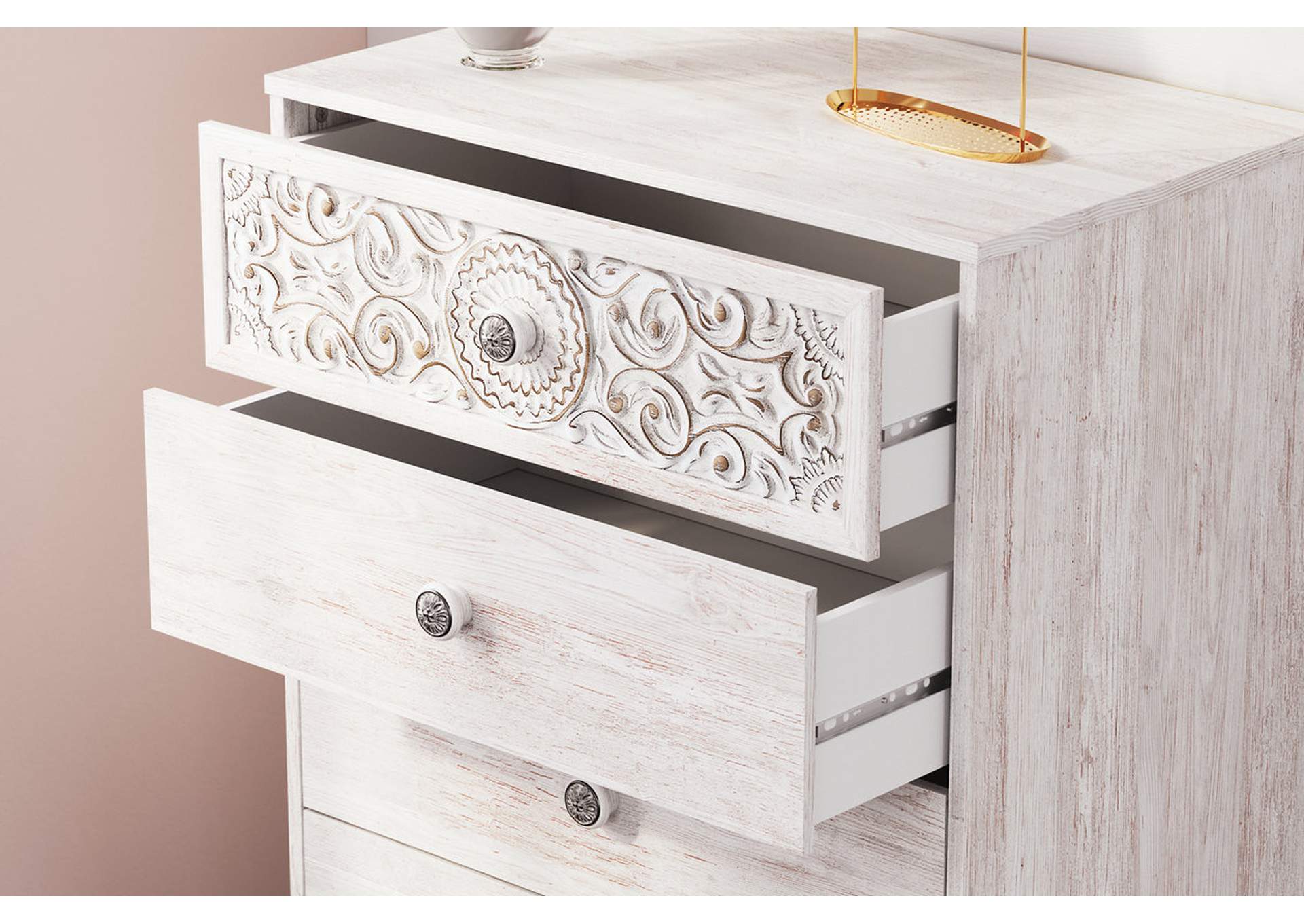 Paxberry Chest of Drawers,Signature Design By Ashley