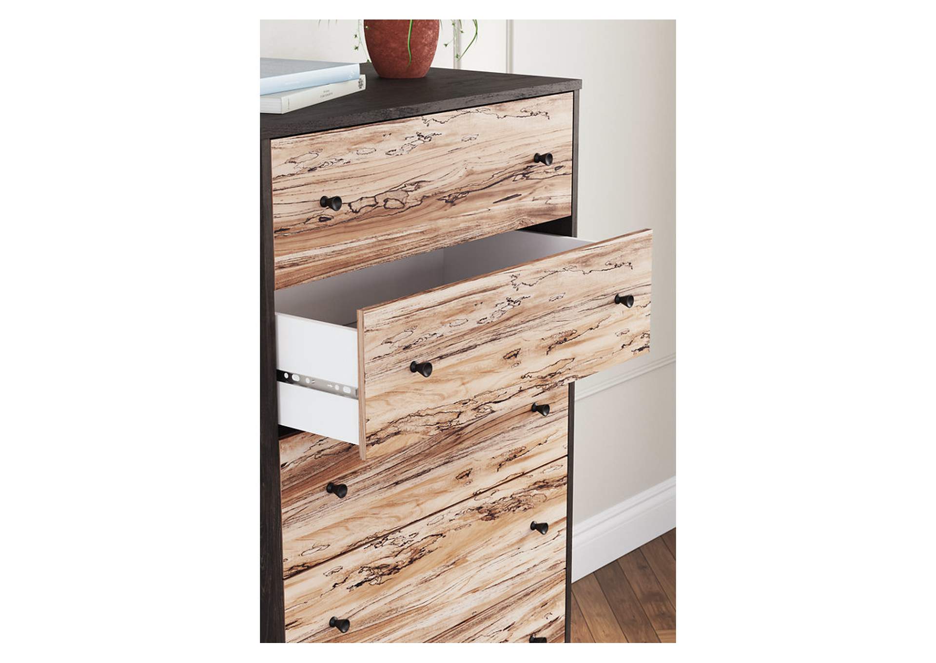 Piperton Chest of Drawers,Signature Design By Ashley