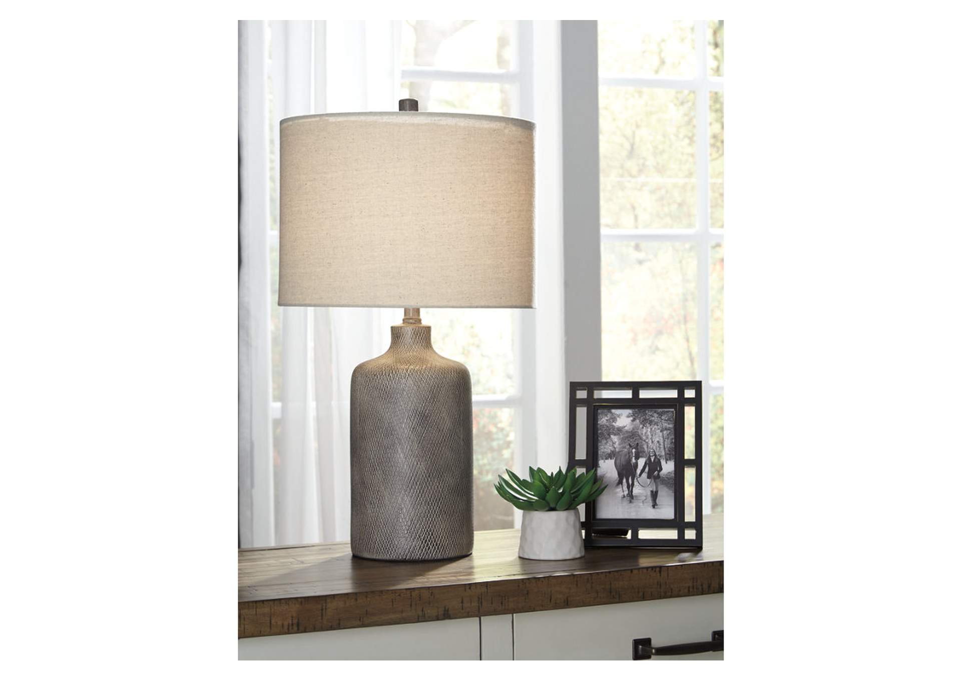 Linus Table Lamp,Signature Design By Ashley