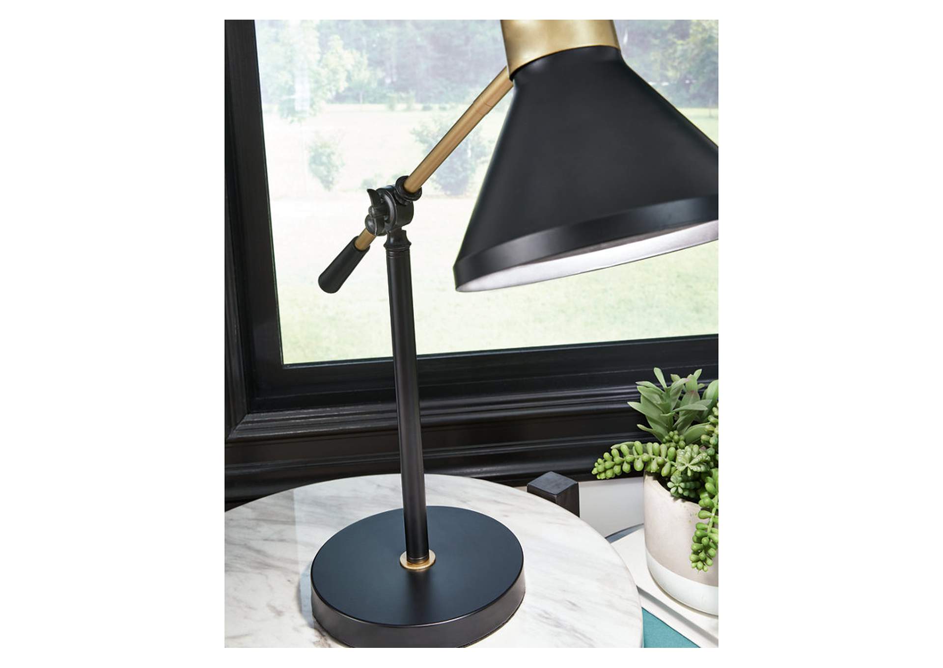 Garville Desk Lamp,Signature Design By Ashley