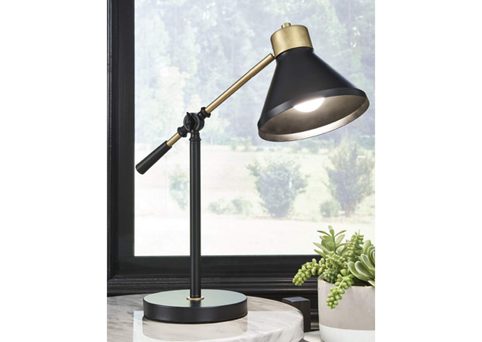 Garville Desk Lamp,Signature Design By Ashley