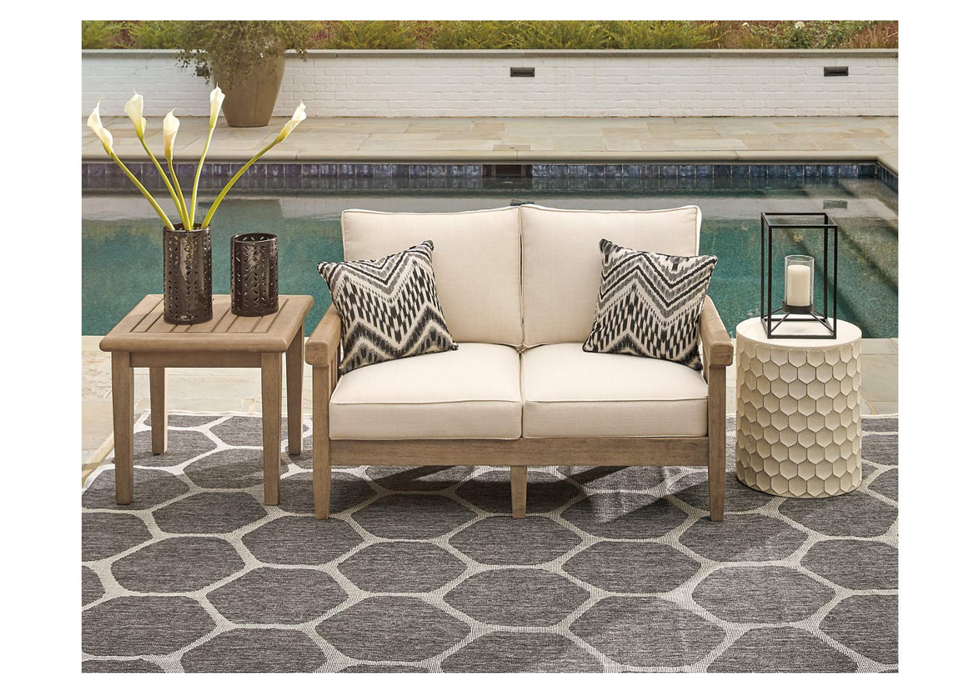 Gerianne Loveseat with Cushion,Outdoor By Ashley