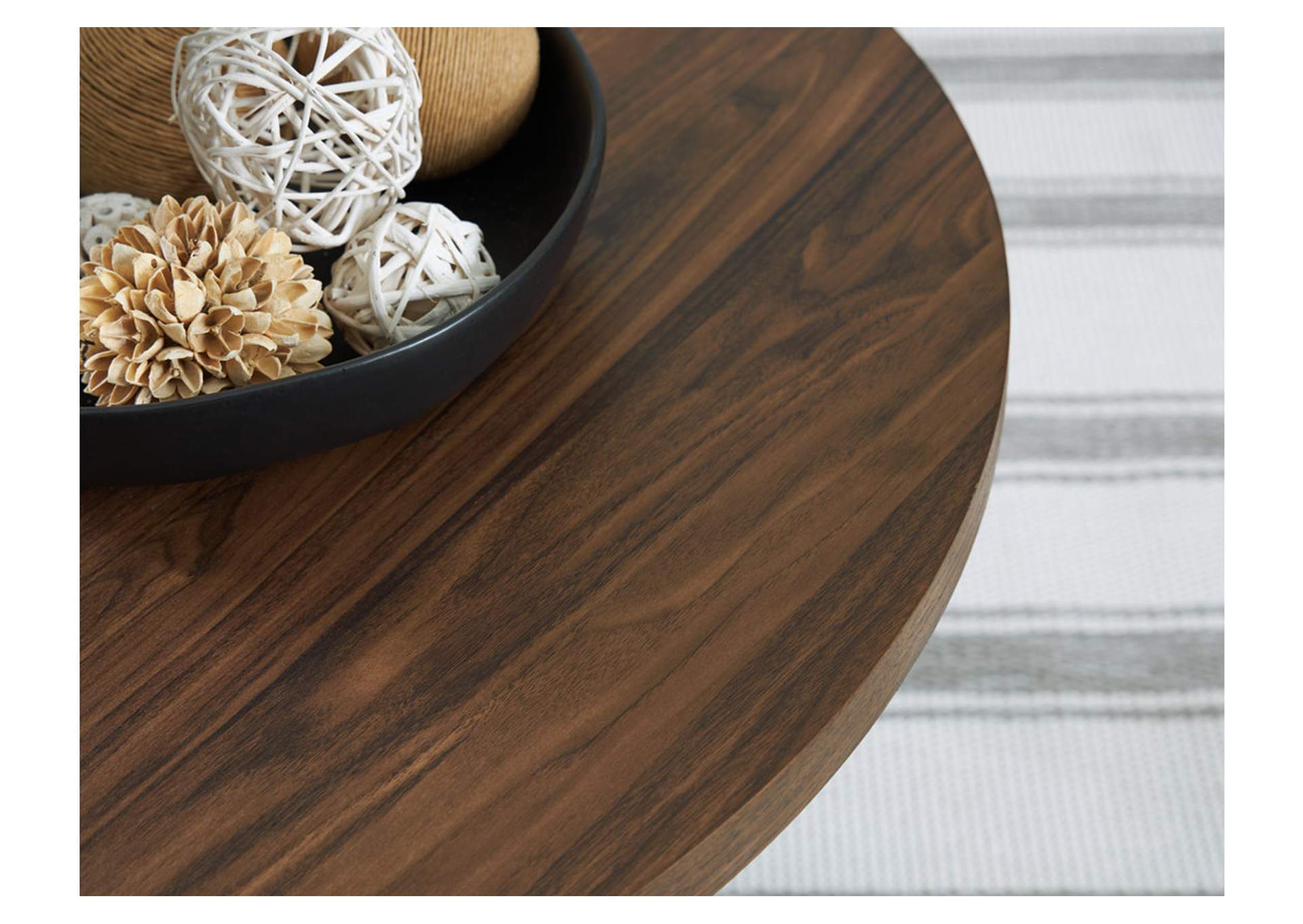 Elbrynn Table (Set of 3),Signature Design By Ashley