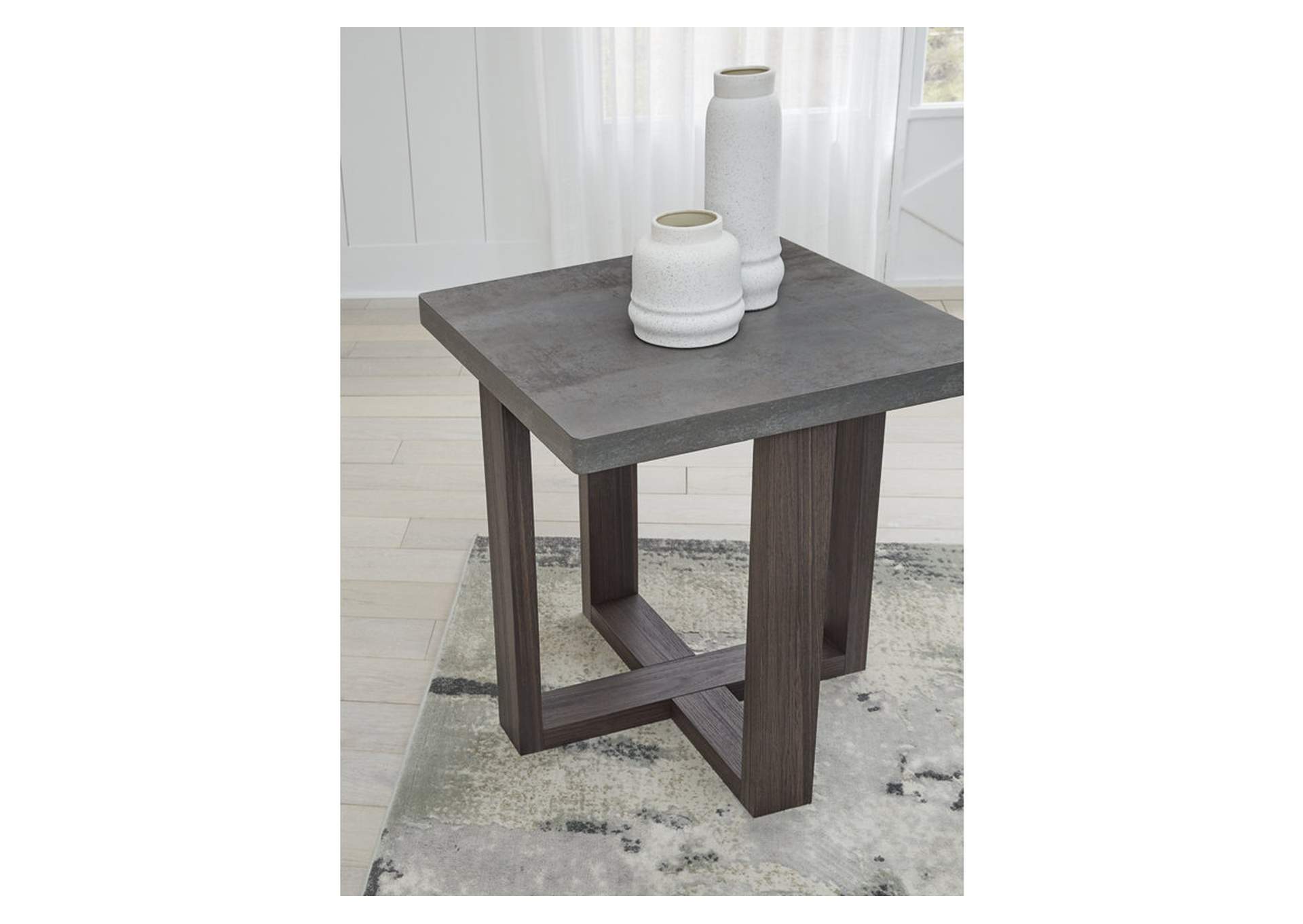 Dynnford Table (Set of 3),Signature Design By Ashley