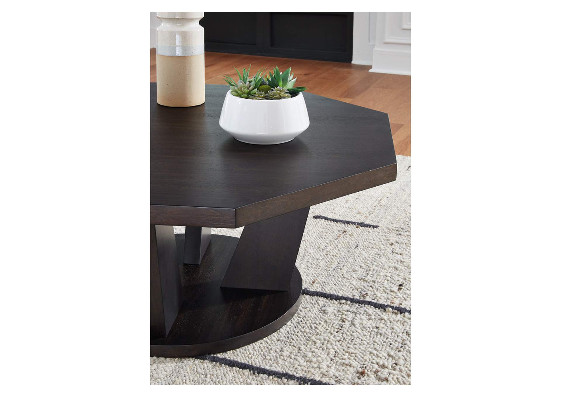 Chasinfield Coffee Table with 1 End Table,Signature Design By Ashley