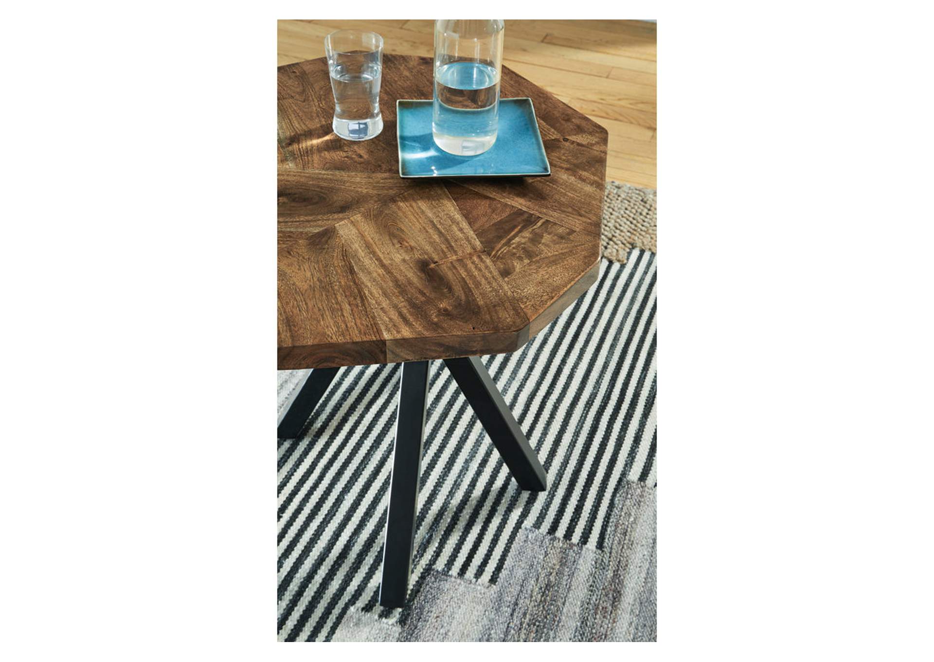 Haileeton Coffee Table with 2 End Tables,Signature Design By Ashley