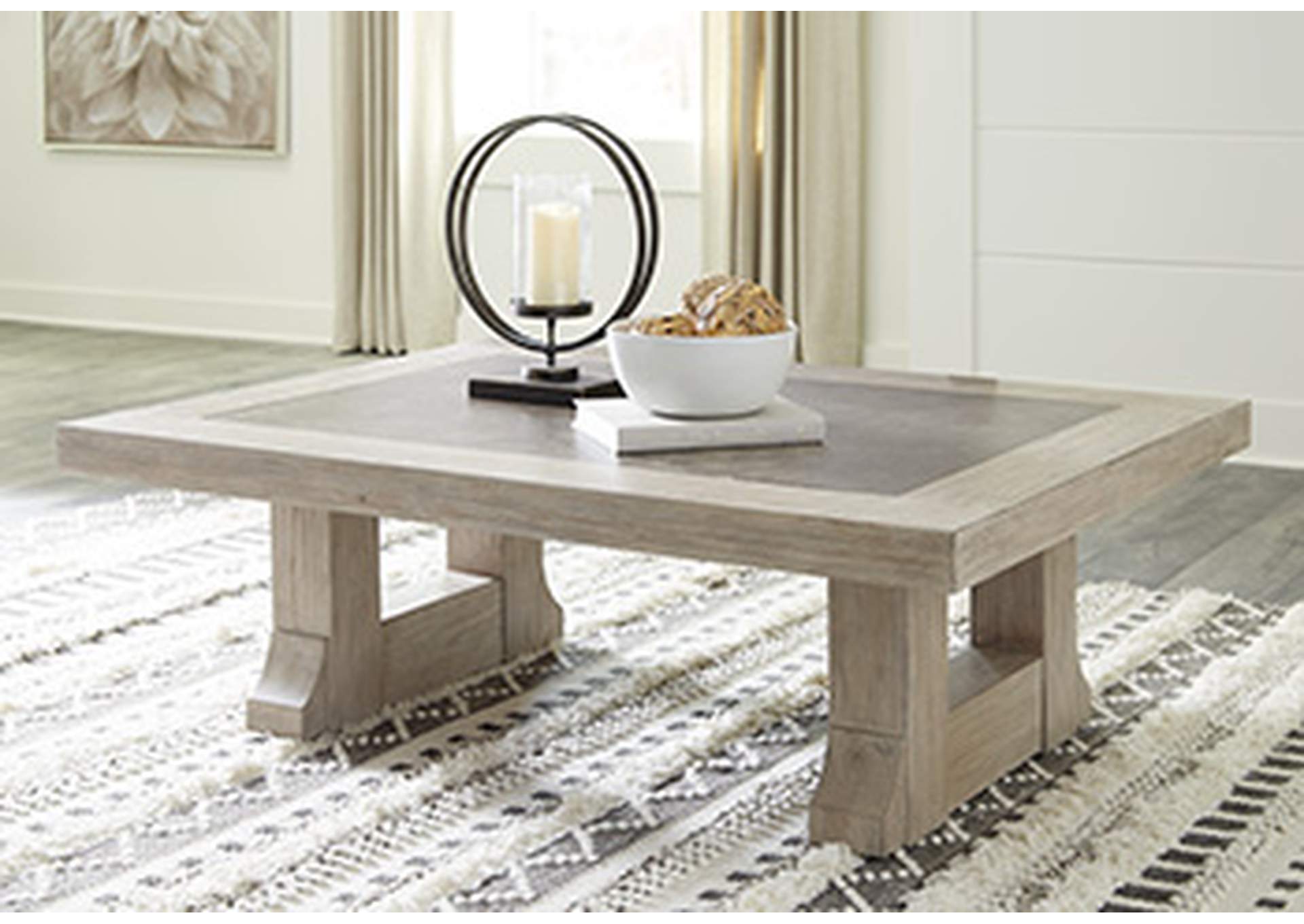 Hennington Coffee Table,Signature Design By Ashley