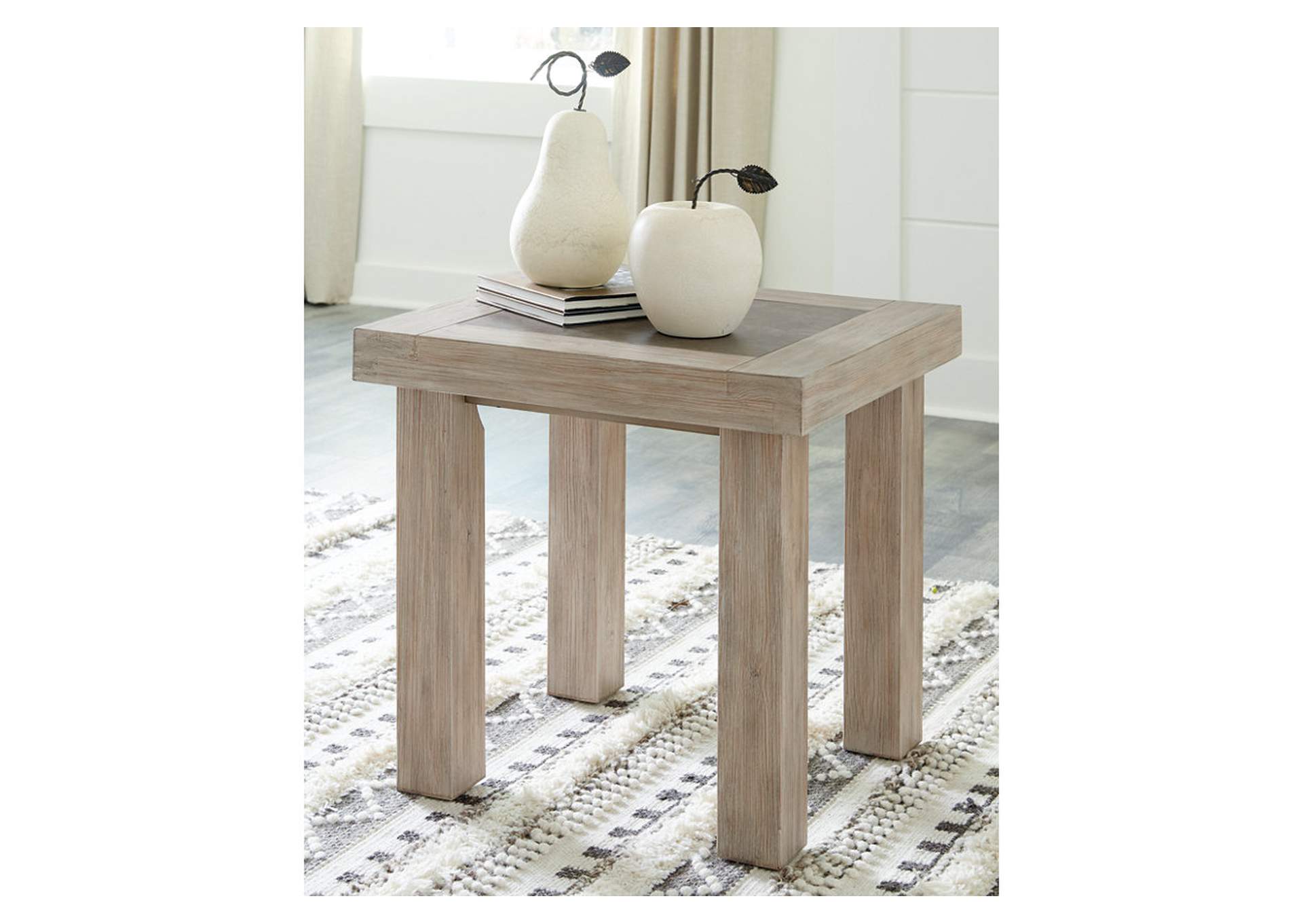 Hennington End Table,Signature Design By Ashley