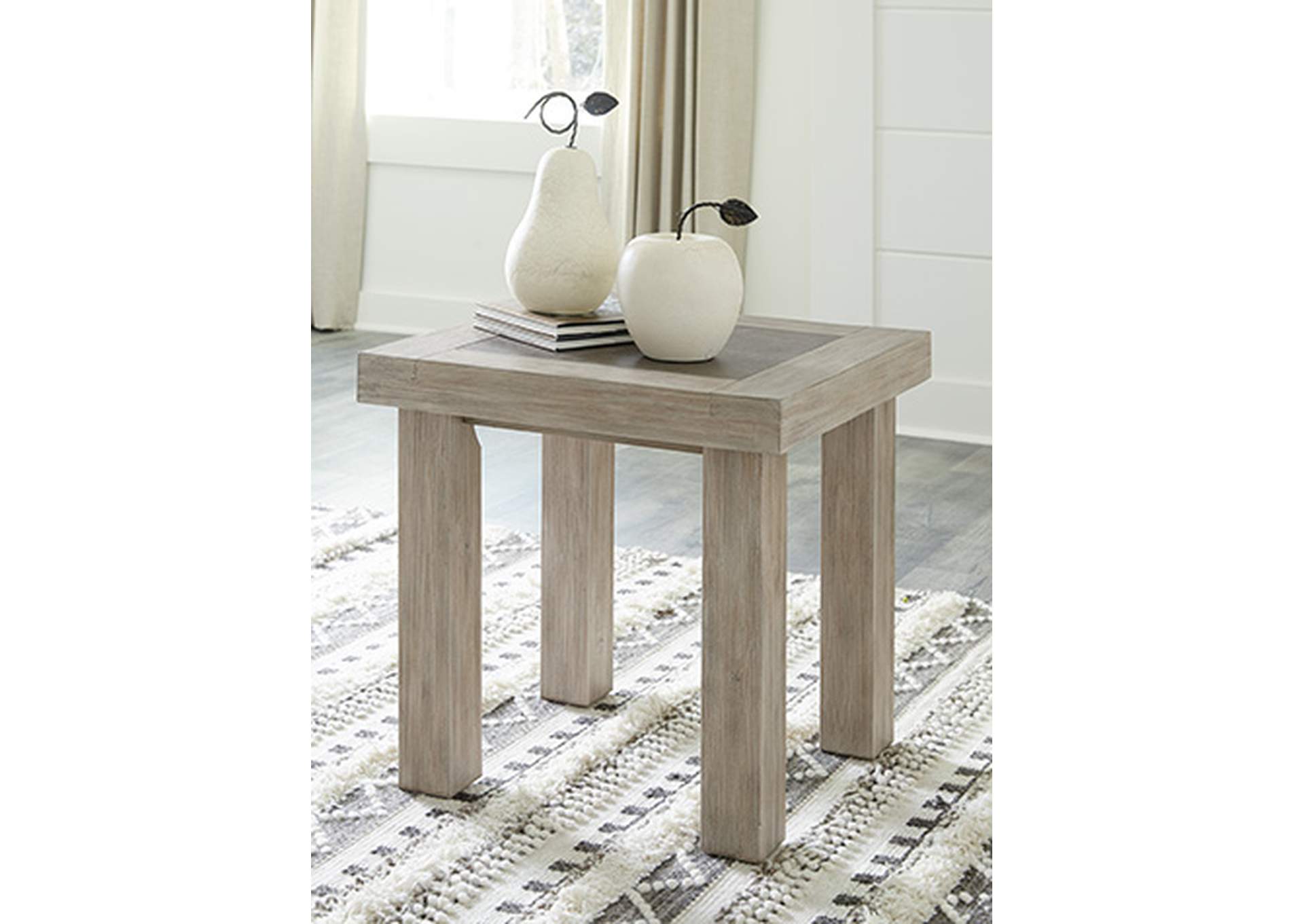 Hennington End Table,Signature Design By Ashley