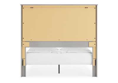 Cottonburg Queen Panel Bed with Mirrored Dresser and Nightstand,Signature Design By Ashley