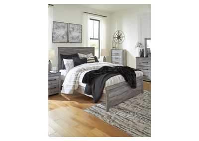 Bronyan Queen Panel Bed with Mirrored Dresser and 2 Nightstands,Signature Design By Ashley