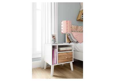 Piperton Nightstand,Signature Design By Ashley