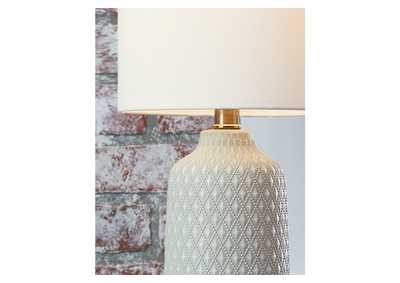Donnford Table Lamp (Set of 2),Signature Design By Ashley