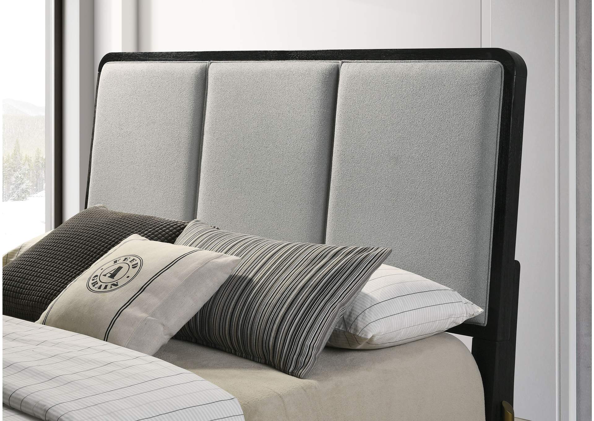 QUEEN BED,Coaster Furniture