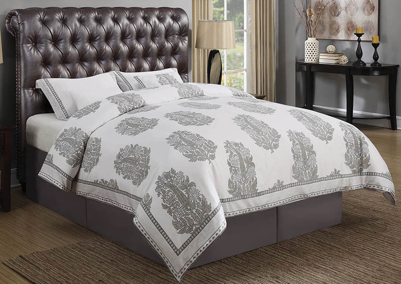 Gresham Brown & Bourbon Upholstered Queen 5 Piece Bedroom Set,Coaster Furniture