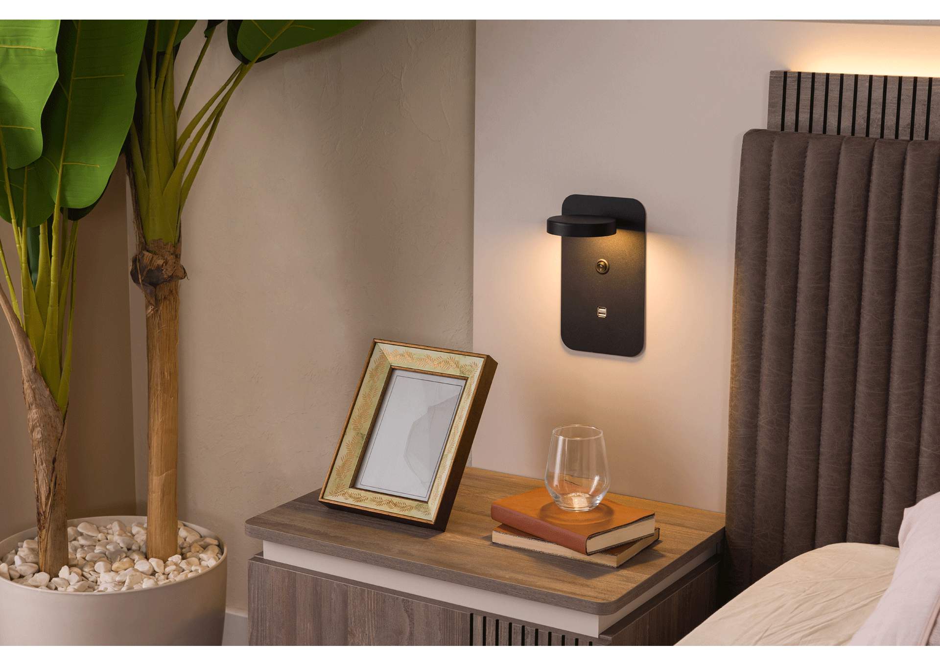 Elvis Bedroom with Storage SET,ESF Wholesale Furniture