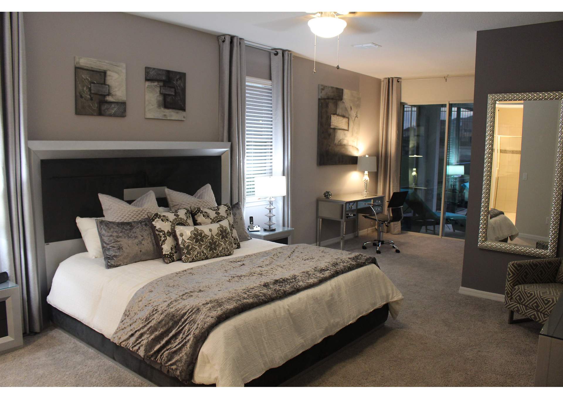 Enzo Queen Bed,ESF Wholesale Furniture