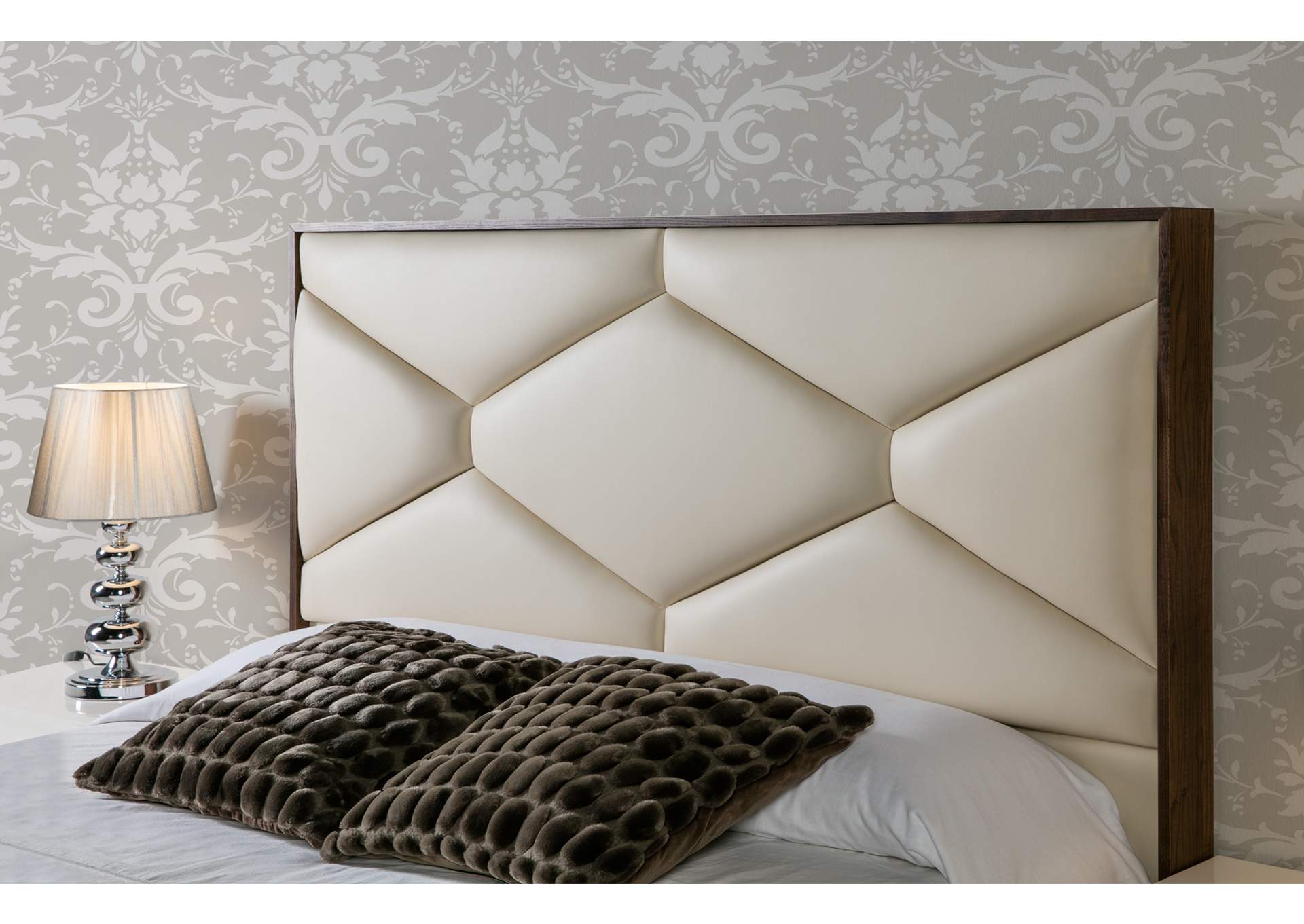 Grey/Silver, Light Beige Martina Bed Queen W/Storage,ESF Wholesale Furniture