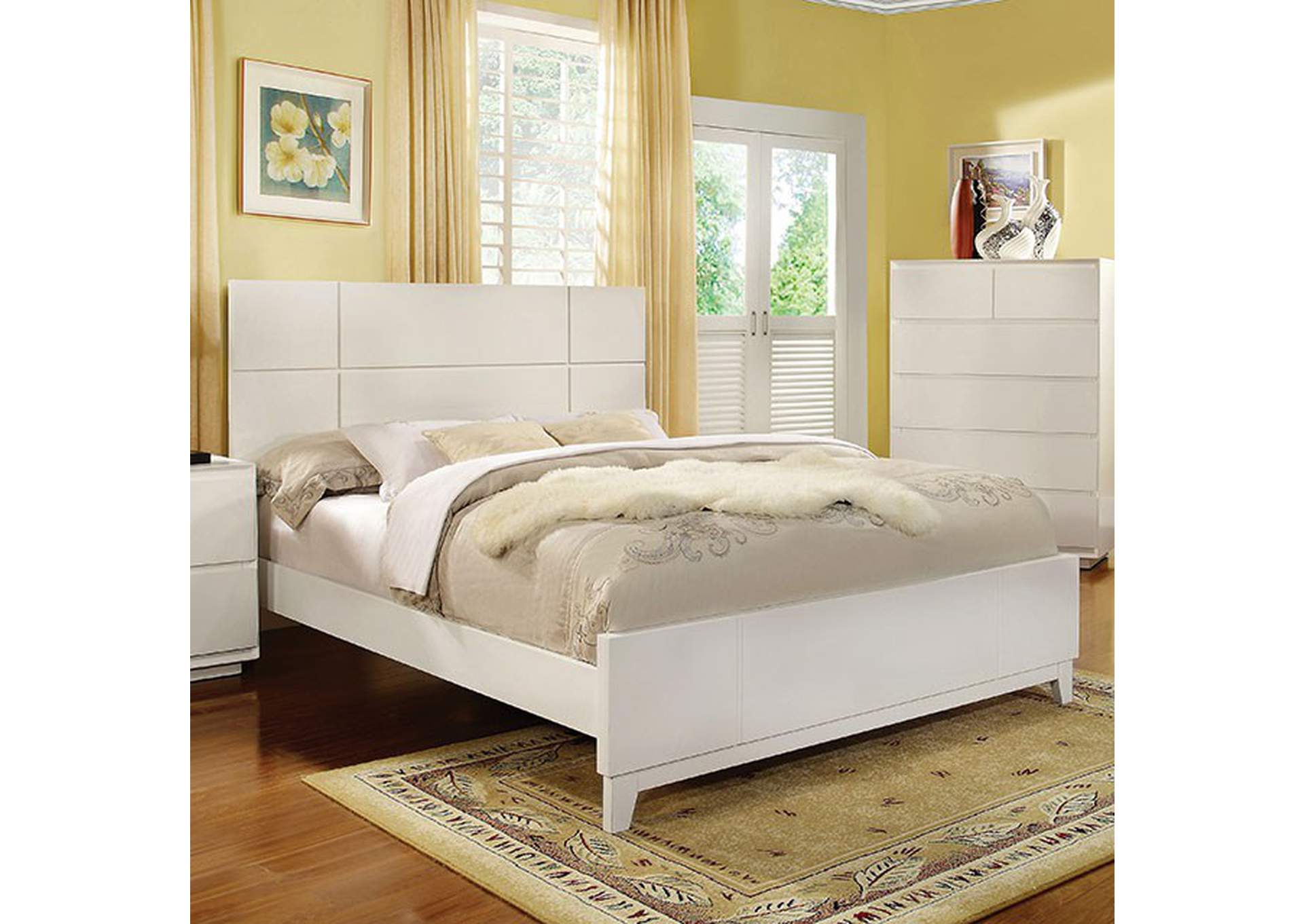 Felica E.King Bed,Furniture of America